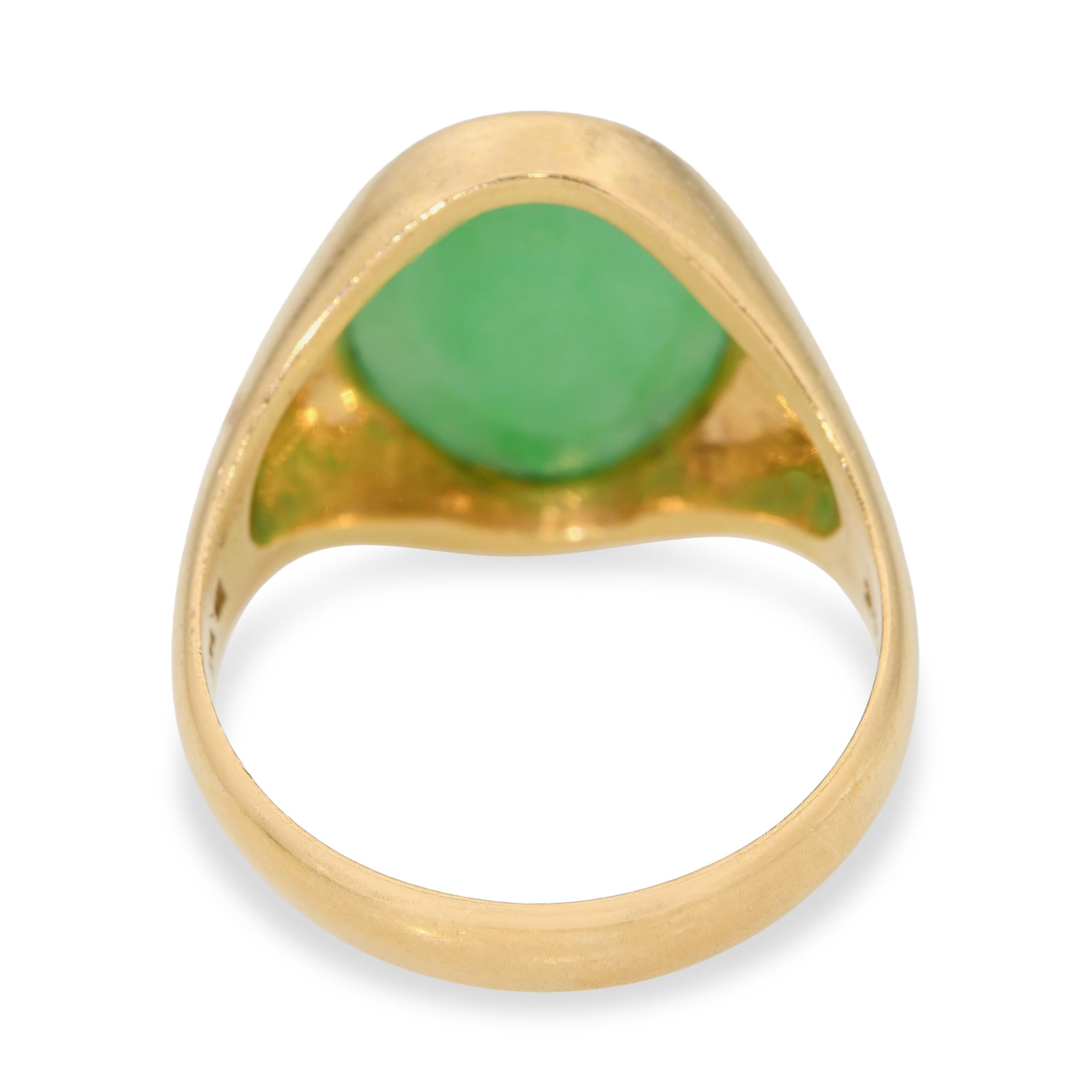 Vintage 20k Yellow Gold Jadeite Cabochon Men's Ring
