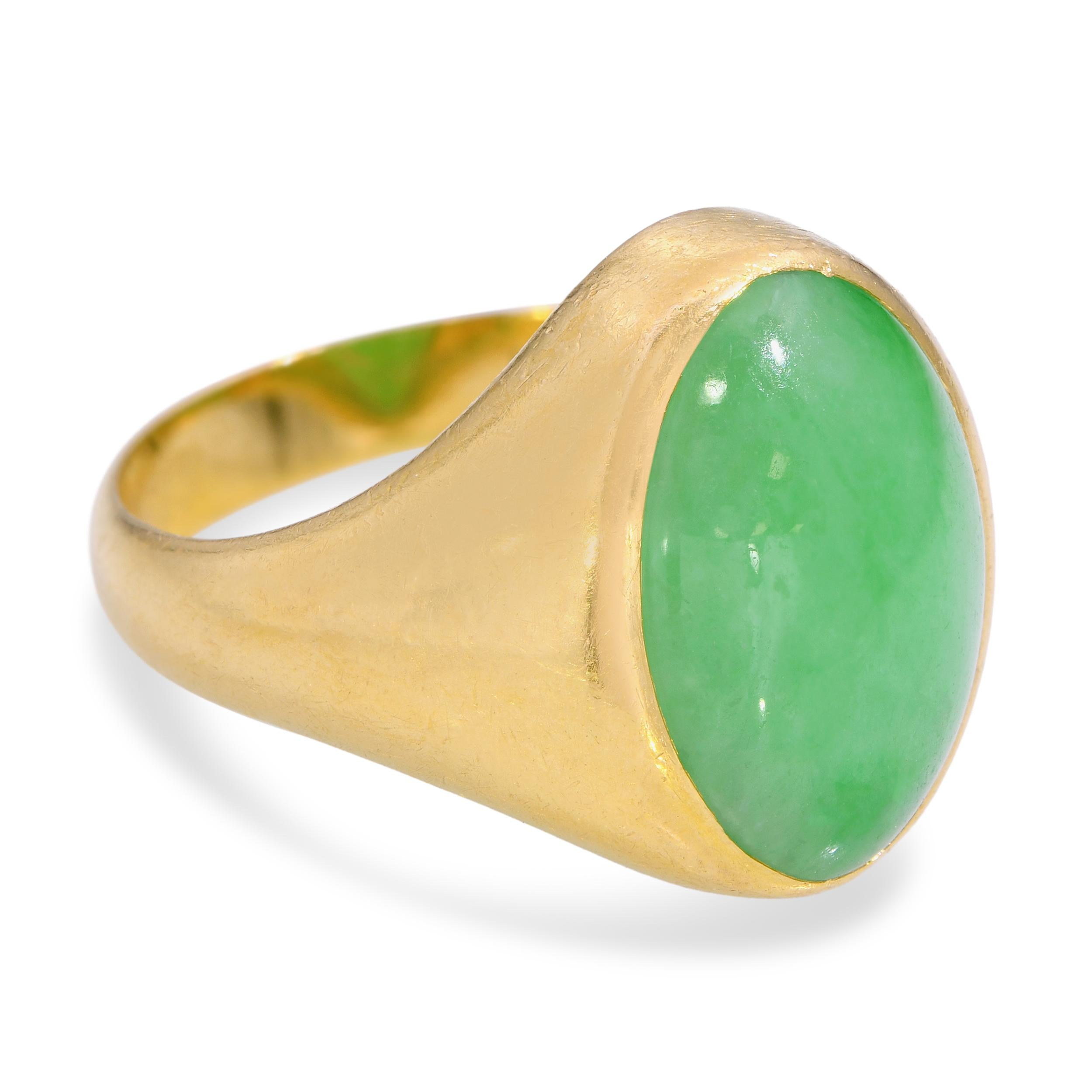 Vintage 20k Yellow Gold Jadeite Cabochon Men's Ring