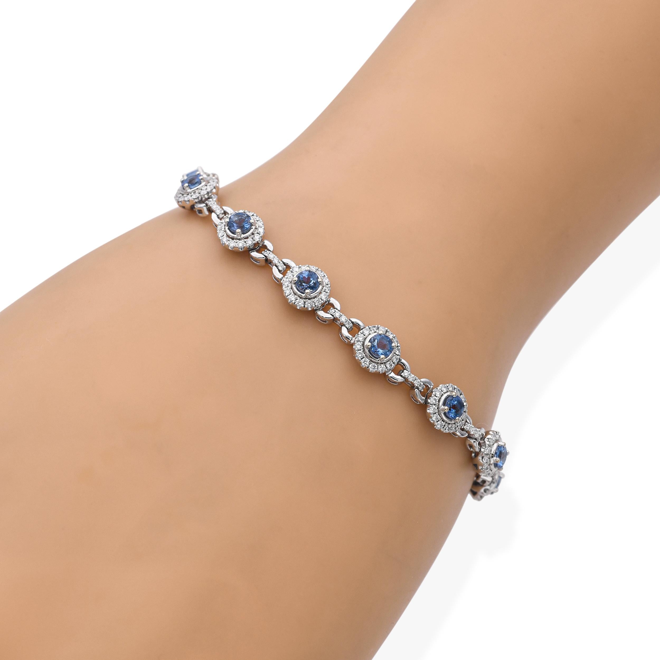 18k White Gold Aquamarine and Diamond Link Bracelet