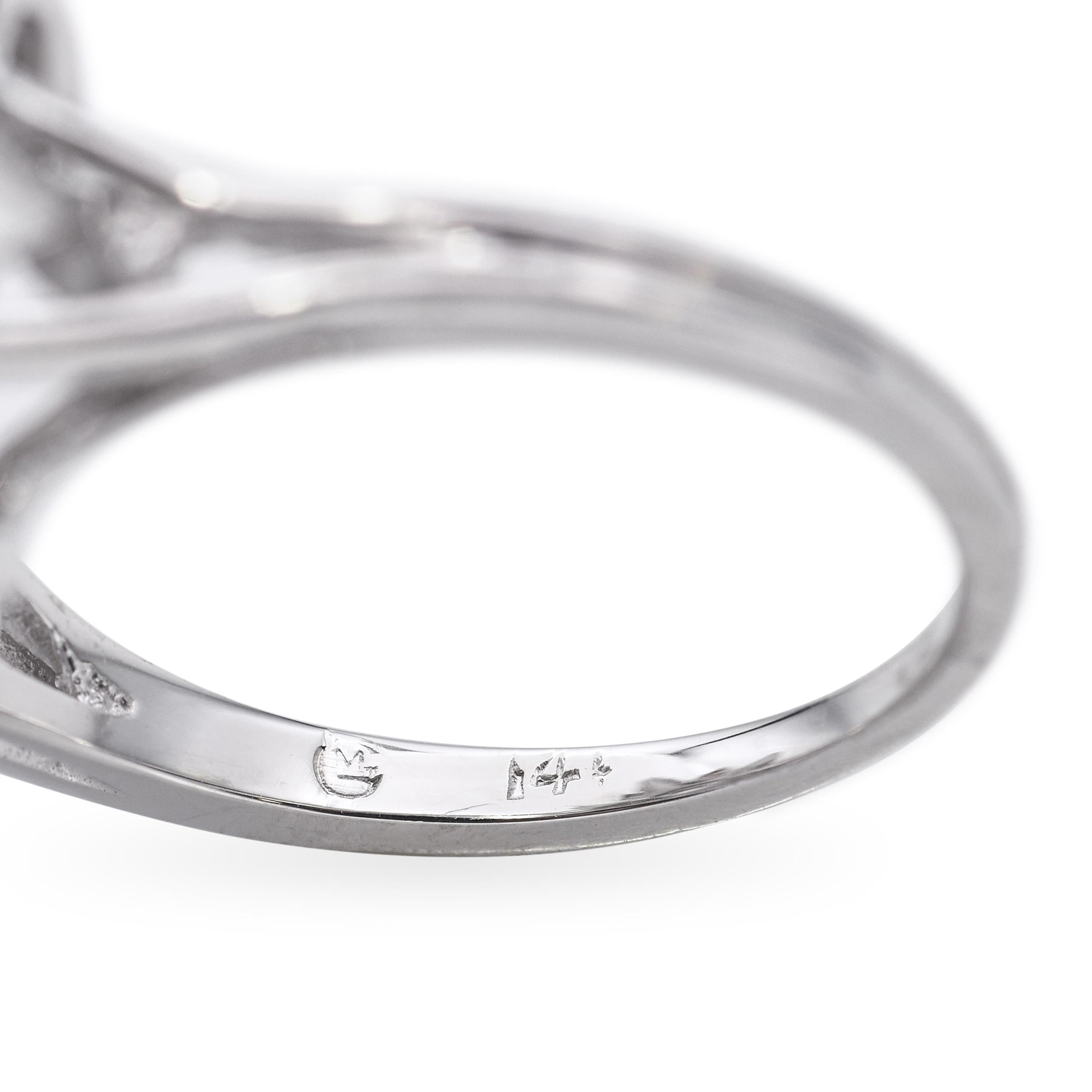 Vintage 14k White Gold 1.55tcw Diamond Flower Ring