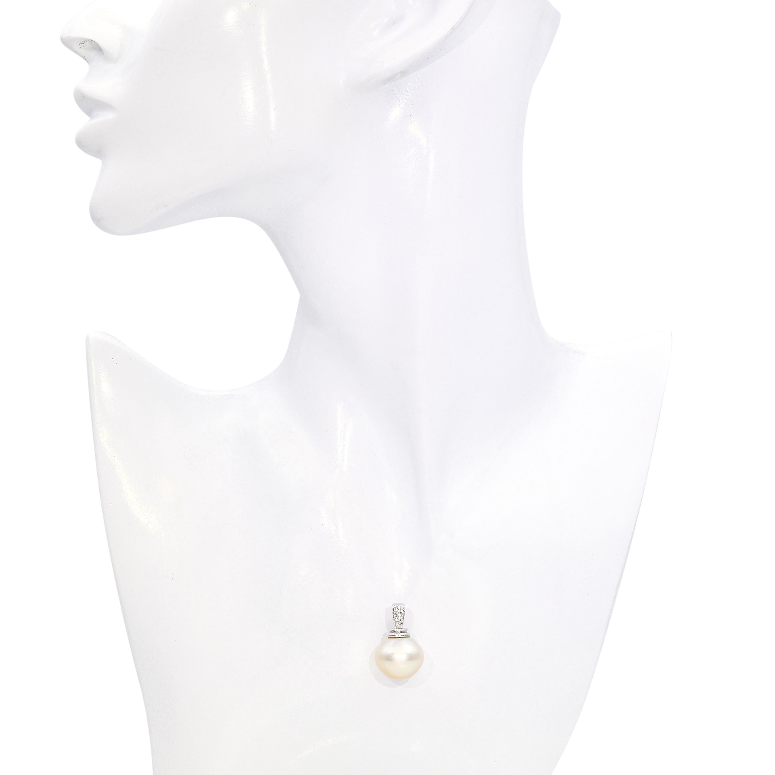 18k White Gold 15mm Pearl and Diamond Pendant