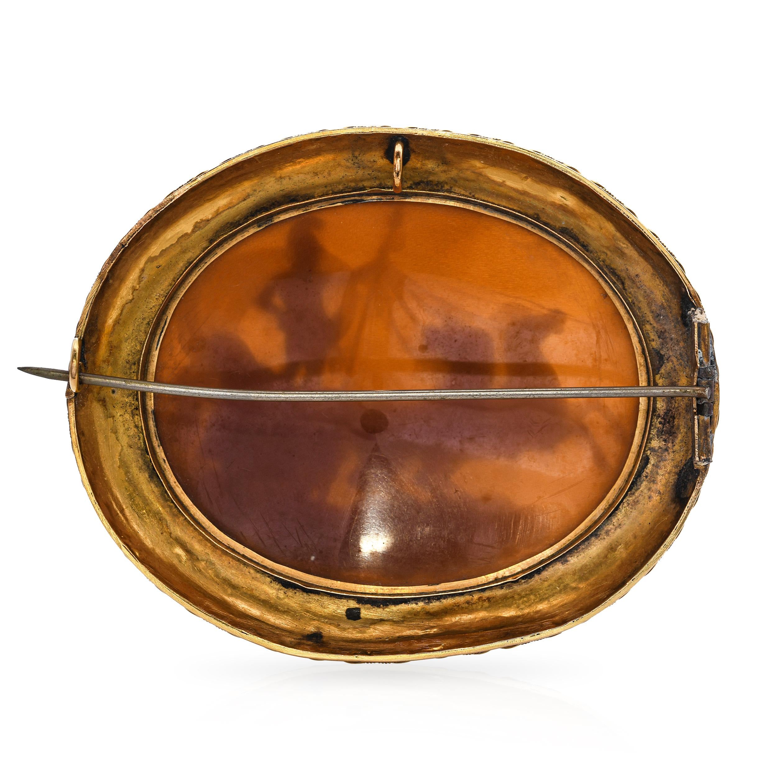 Antique 20k Yellow Gold Mars In Chariot Cameo Brooch