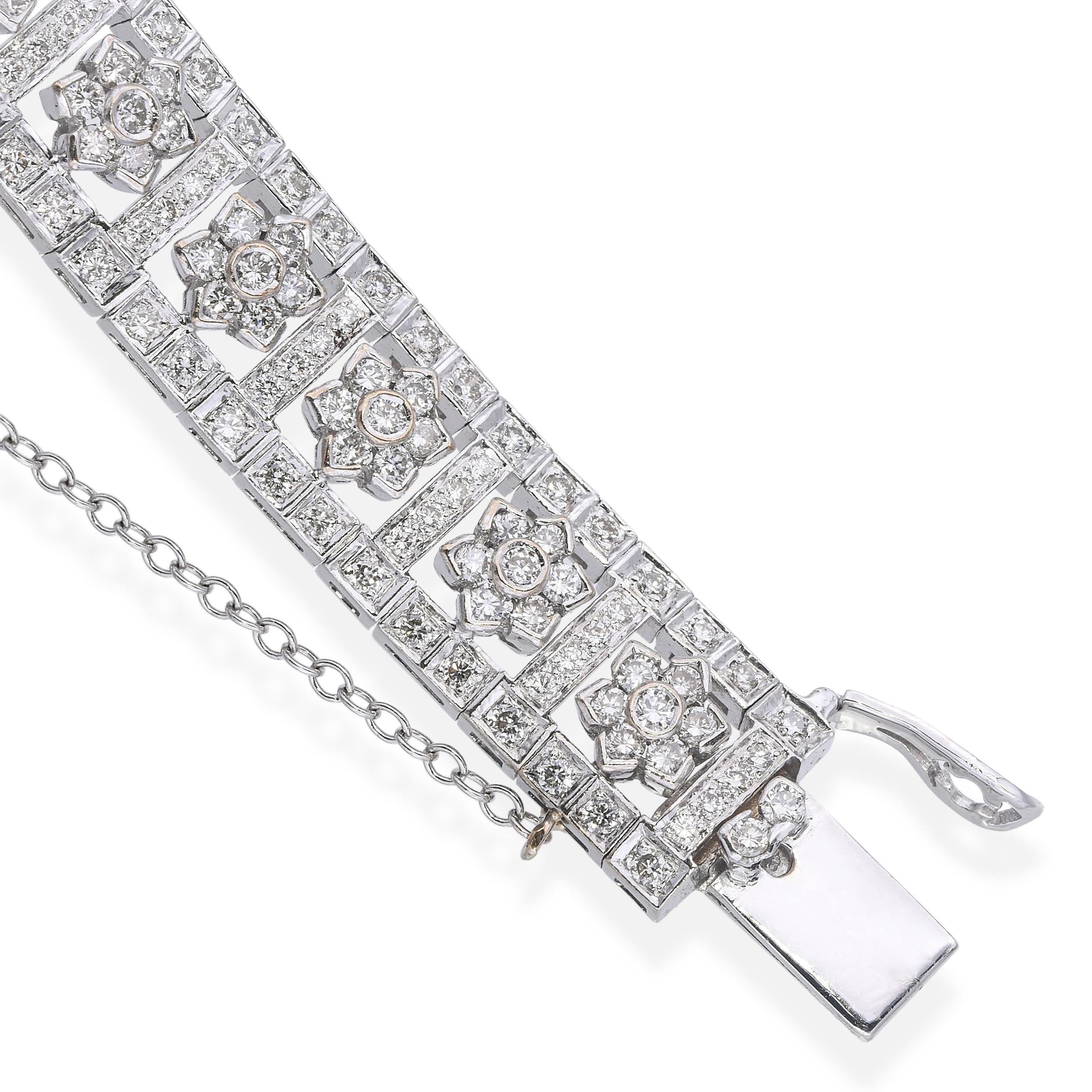 18k White Gold 5.57tcw Diamond Floral Panel Bracelet