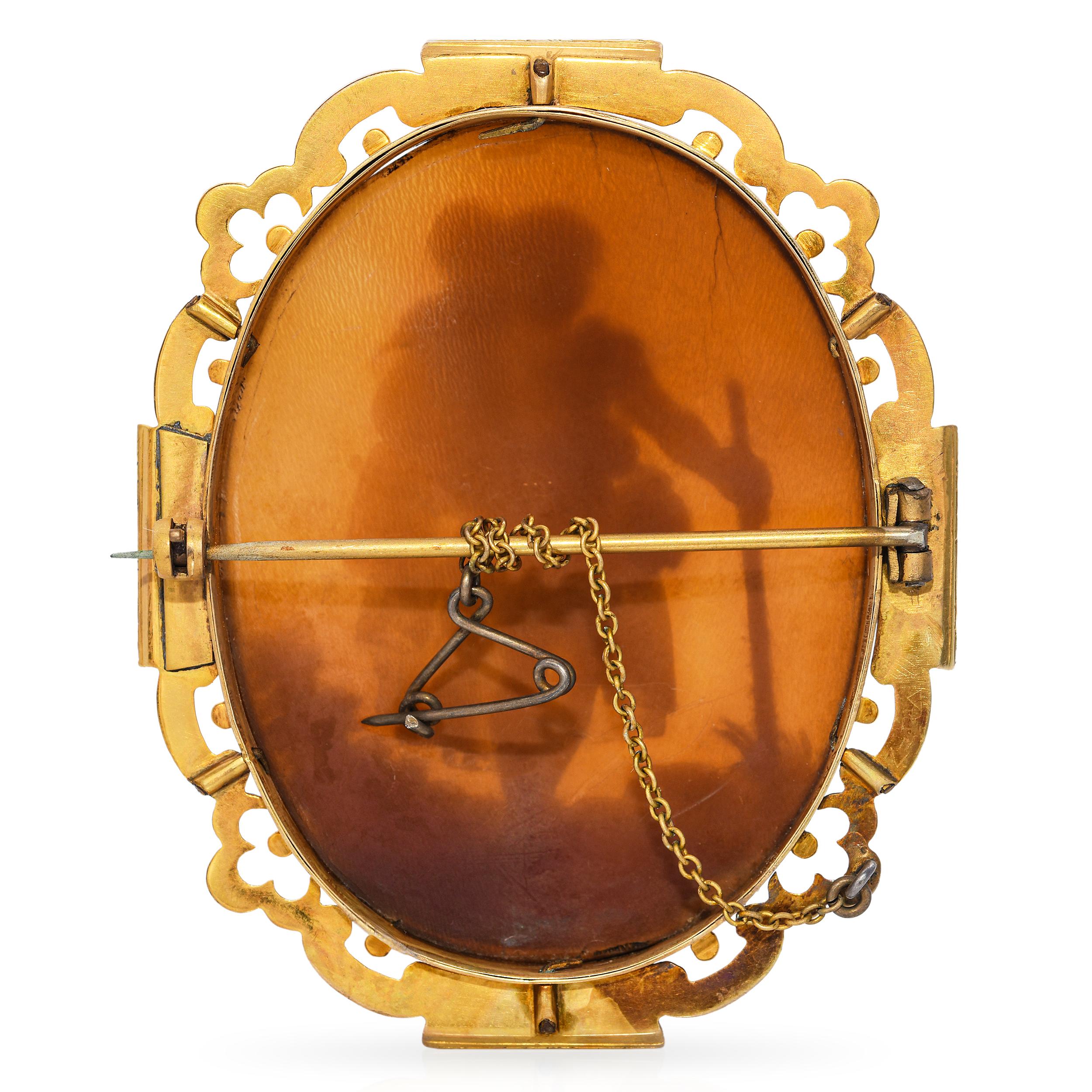 Antique Yellow Gold St Christopher Carrying Jesus Shell Cameo Brooch