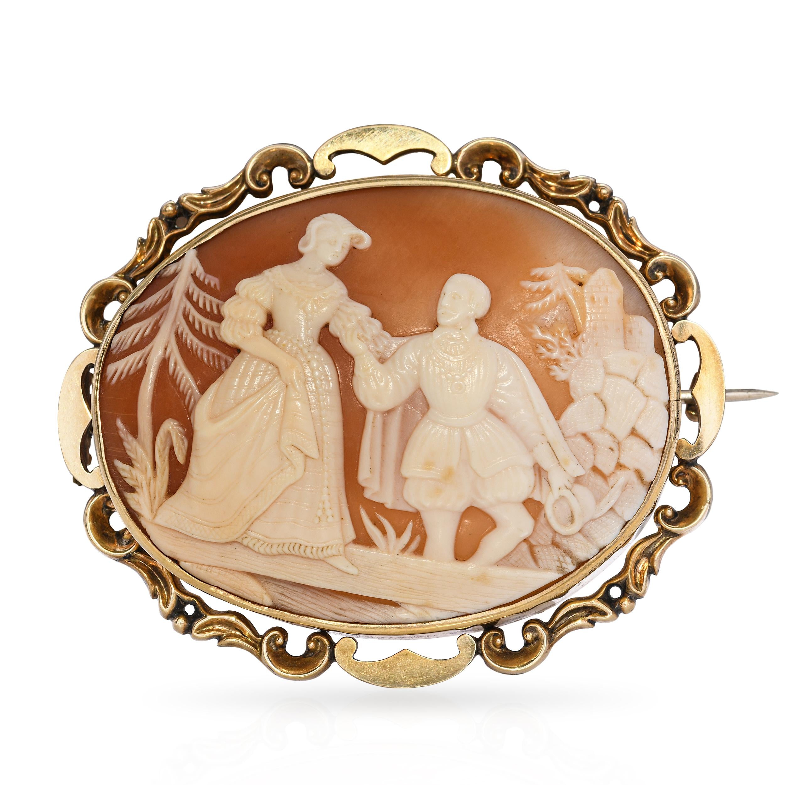 Vintage Yellow Gold Sir Walter Raleigh & Lady Shell Cameo Brooch