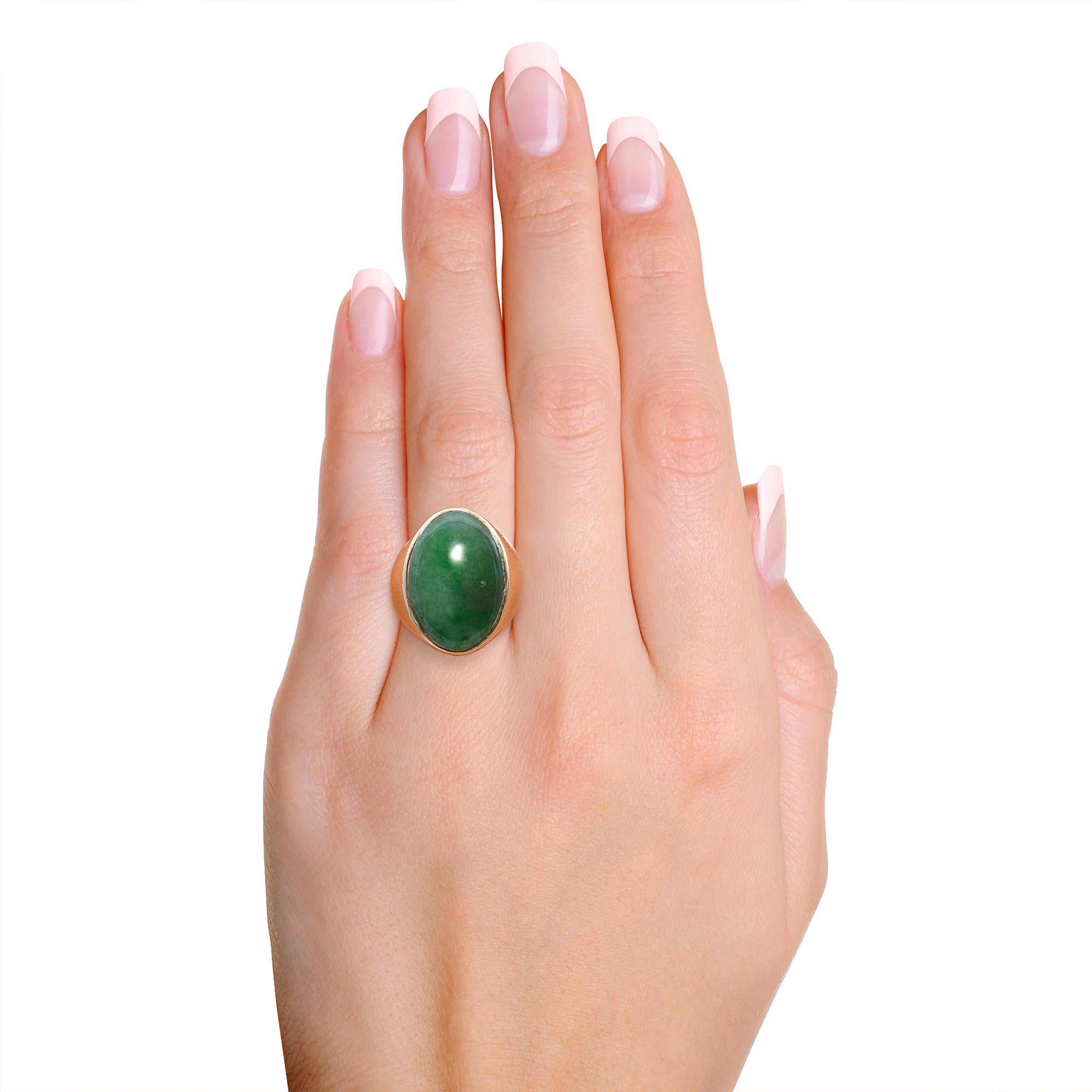 Vintage 18k Yellow Gold 16.31ct Jadeite Jade Ring