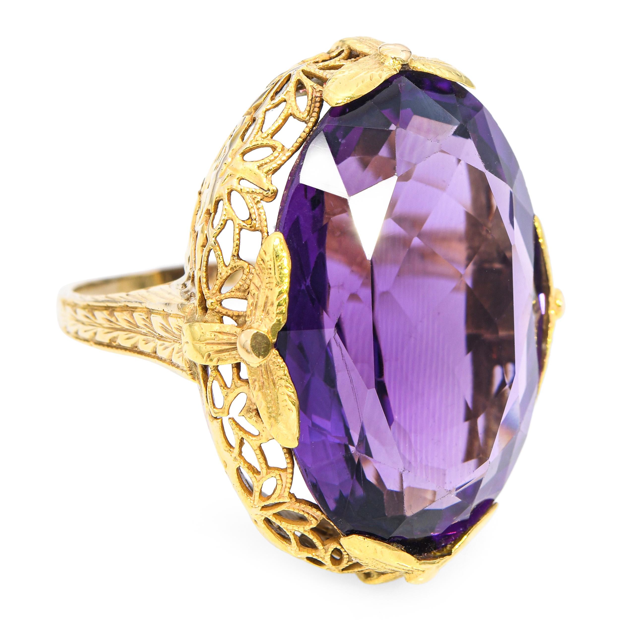 Vintage 18k Yellow Gold Art Deco 29.5ct Amethyst Filigree Cocktail Ring