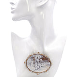Vintage 1969 G Noto 9k Yellow Gold Shell Cameo Lovers Scene Brooch
