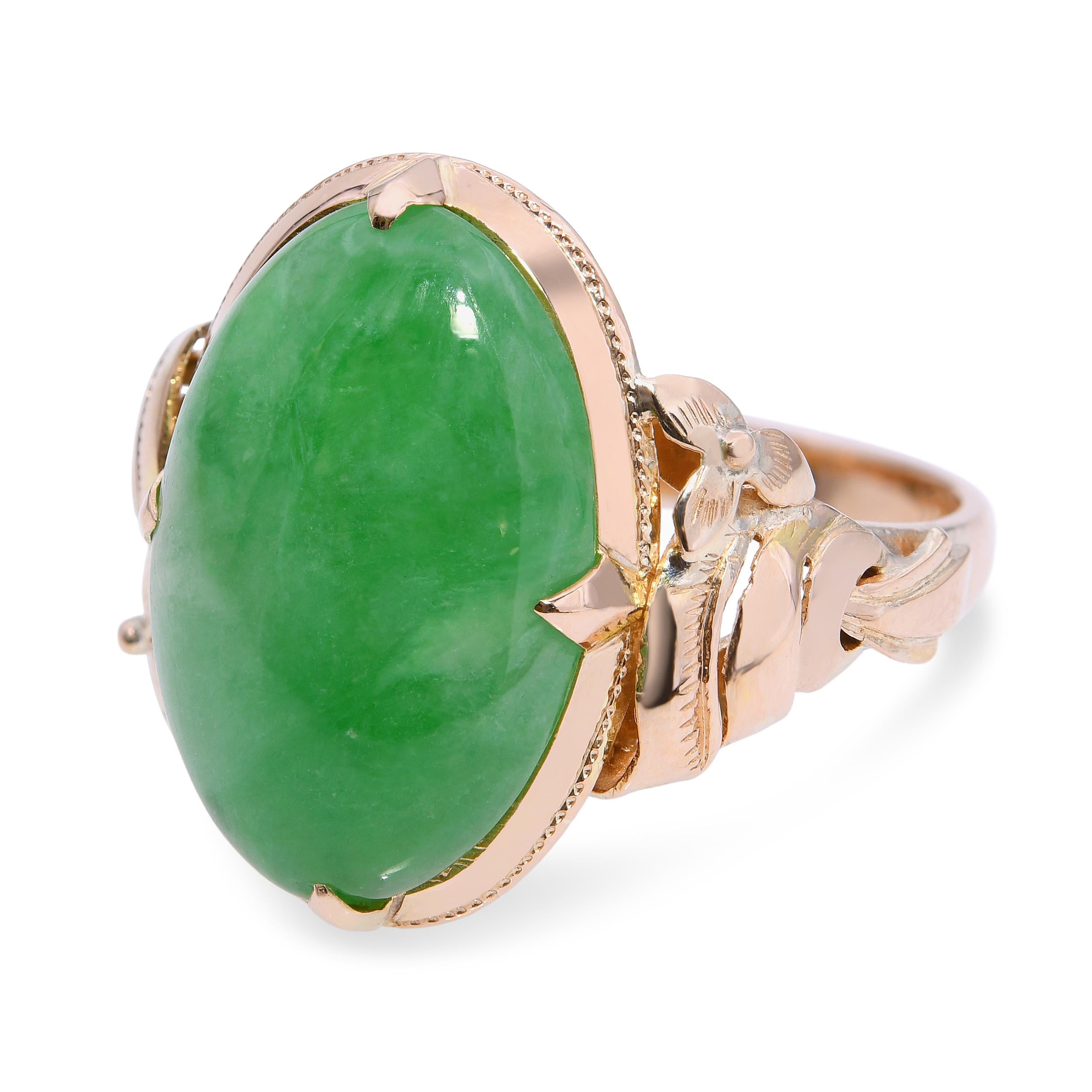 Vintage Yellow Gold Green Jade Cabochon Ring