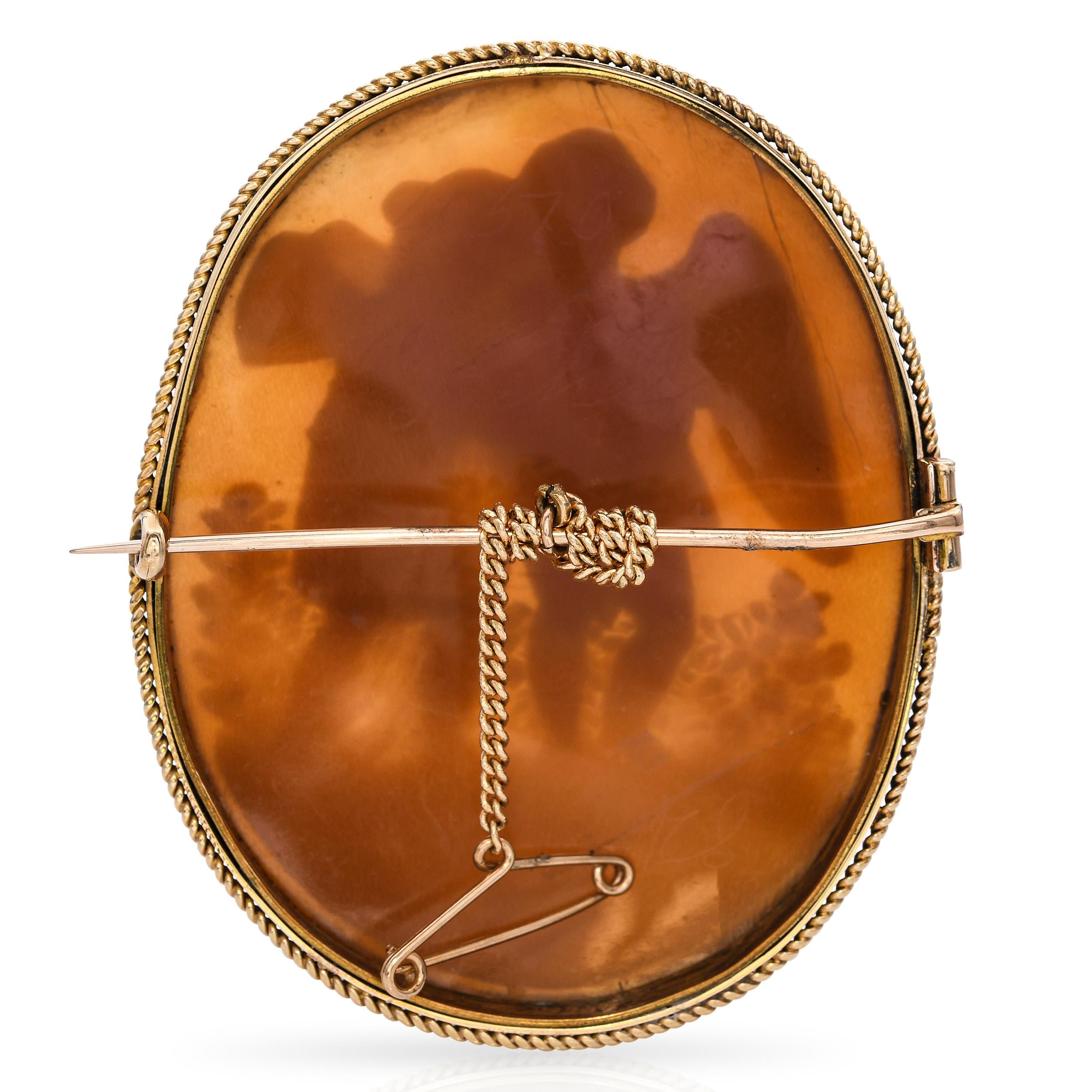 Antique 11k Yellow Gold Shell Cameo Psyche + Eros Brooch