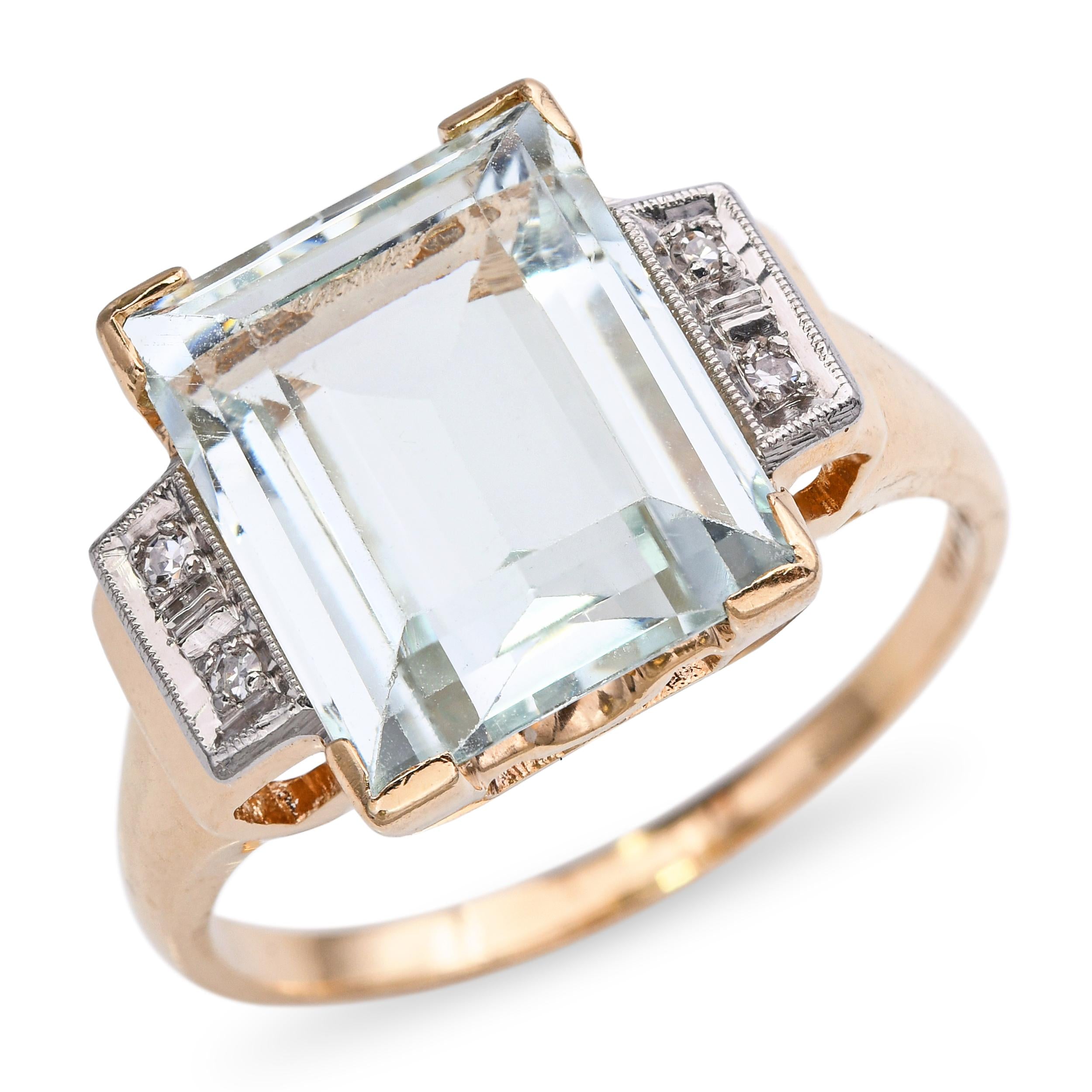 Yellow Gold 5.02ct Aquamarine and Diamond Statement Ring