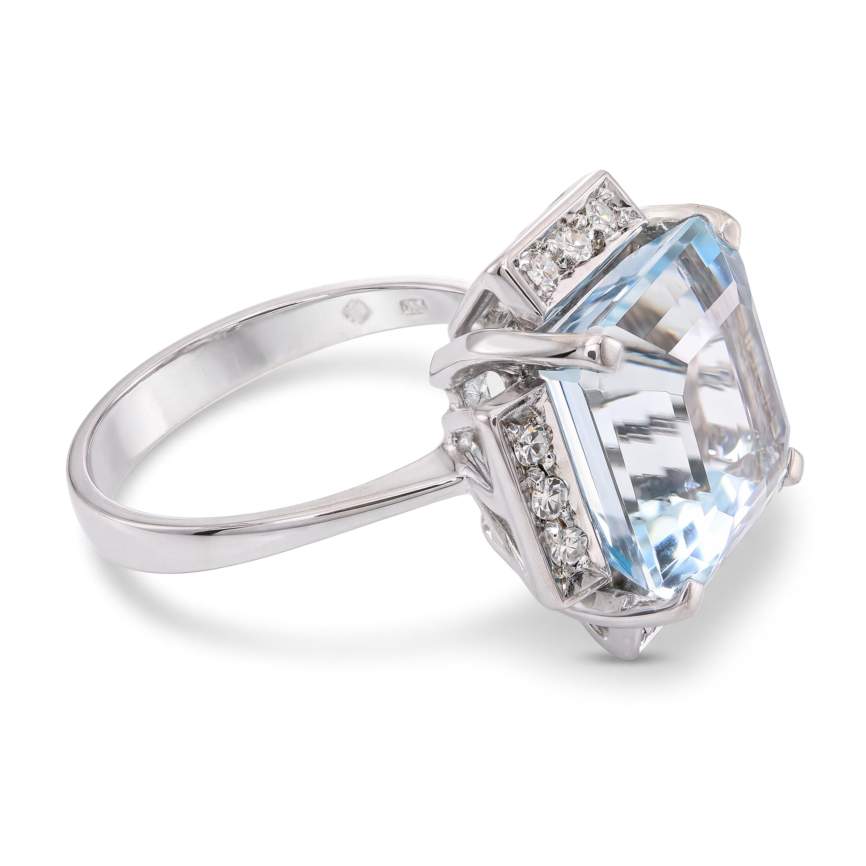 Vintage 18k White Gold Aquamarine and Diamond Cocktail Ring