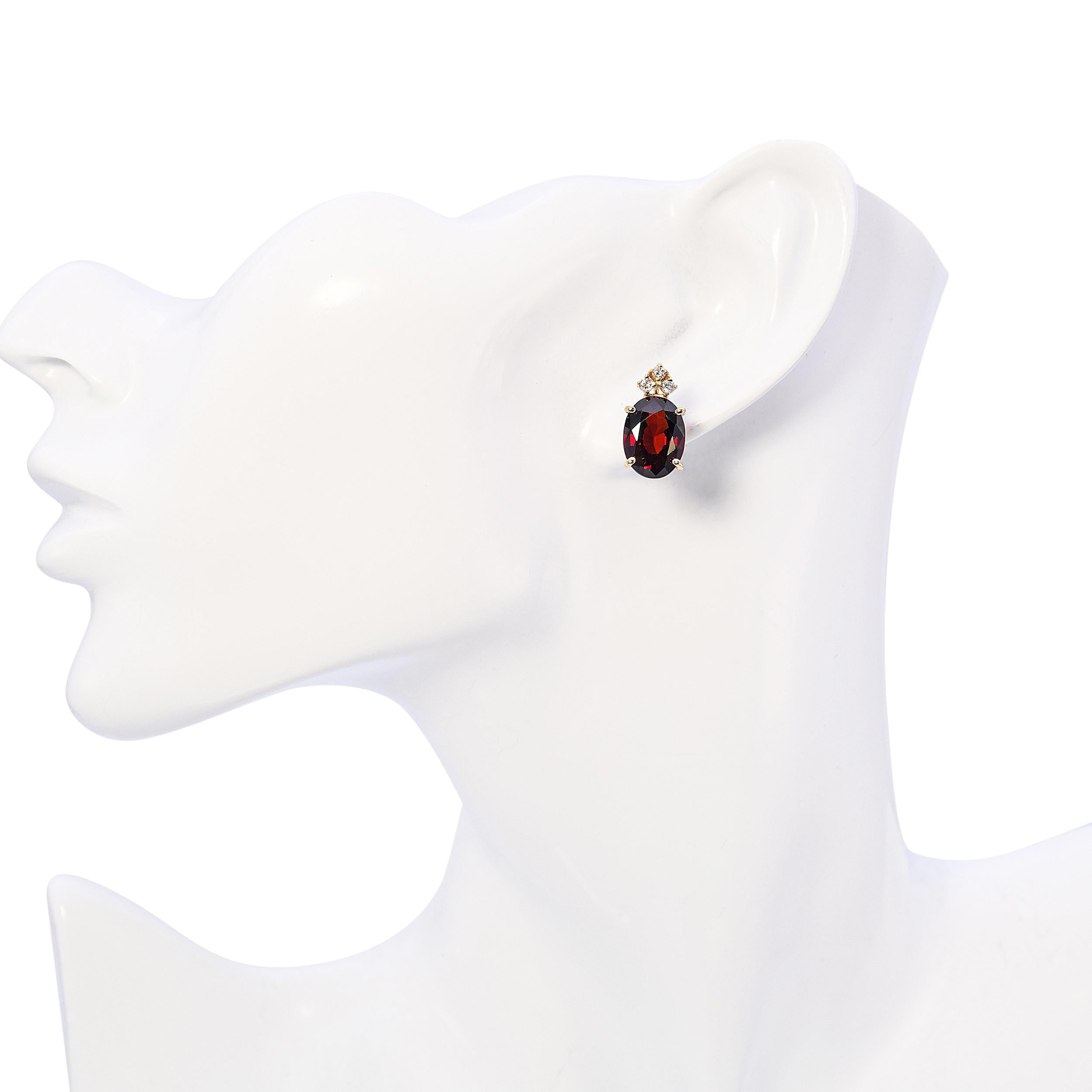 14k Yellow Gold 7.90ctw Garnet & Diamond Cluster Stud Earrings