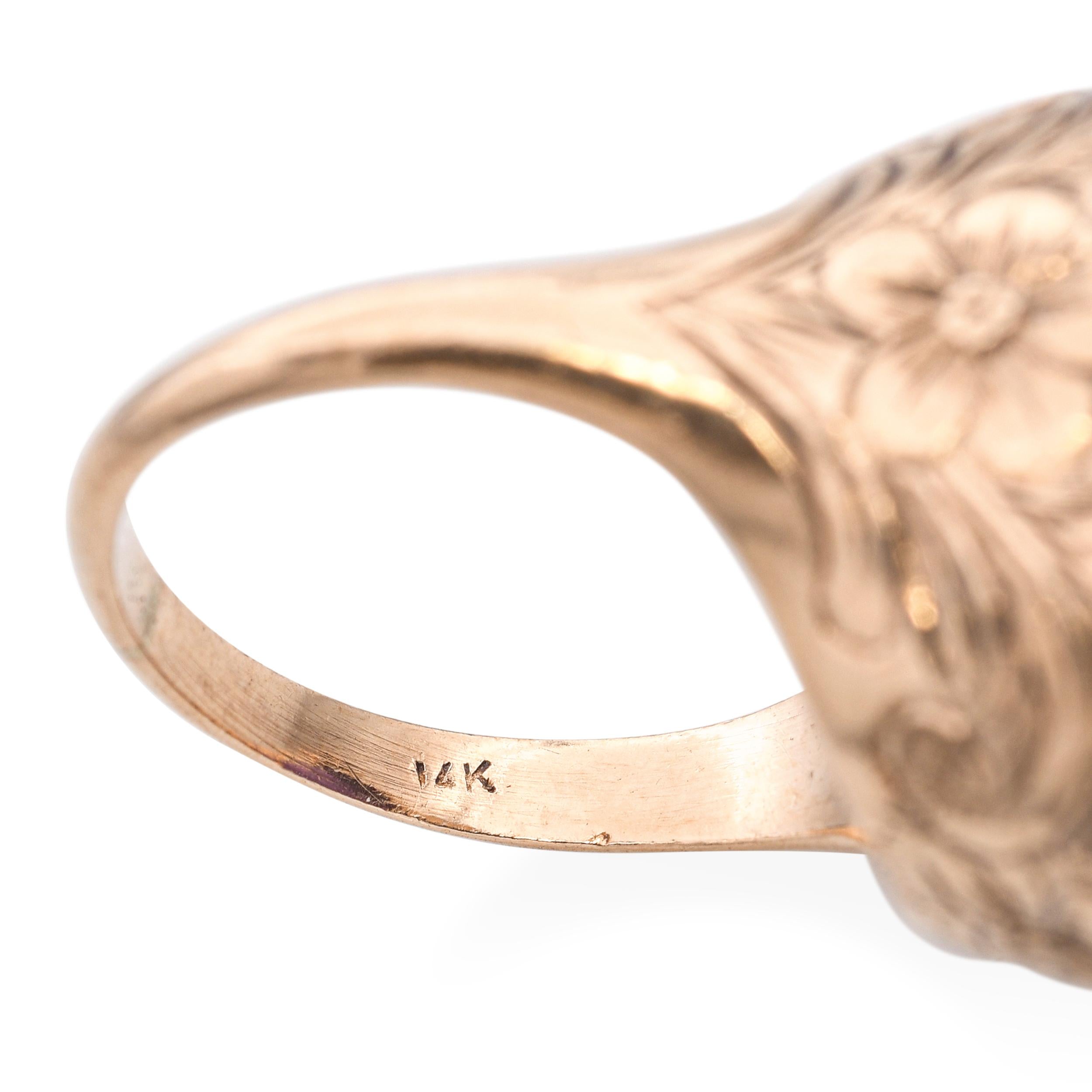 Antique Rose Gold 17ct Amethyst Floral Engraving Ring