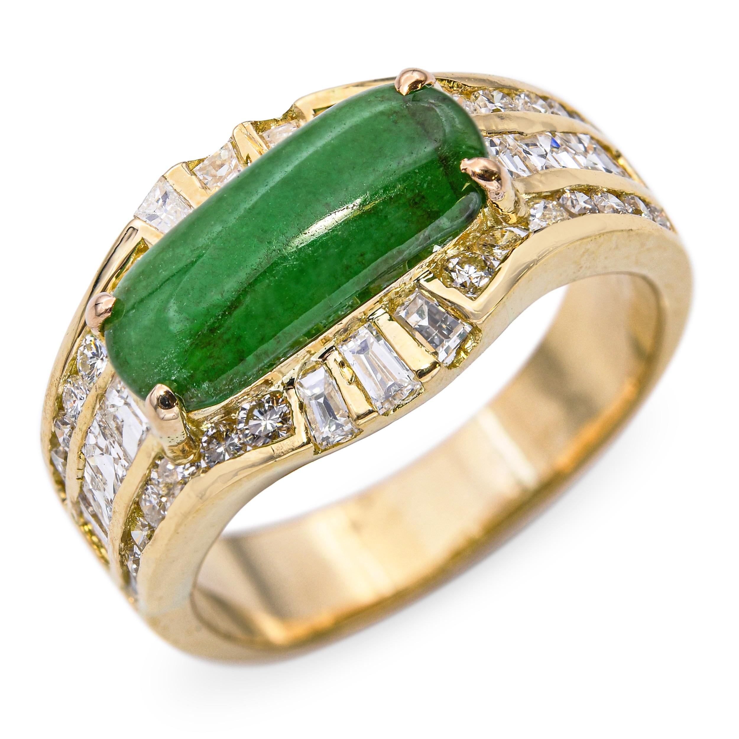 Vintage 18k Yellow Gold Jade and 1.06tcw Diamond Ring