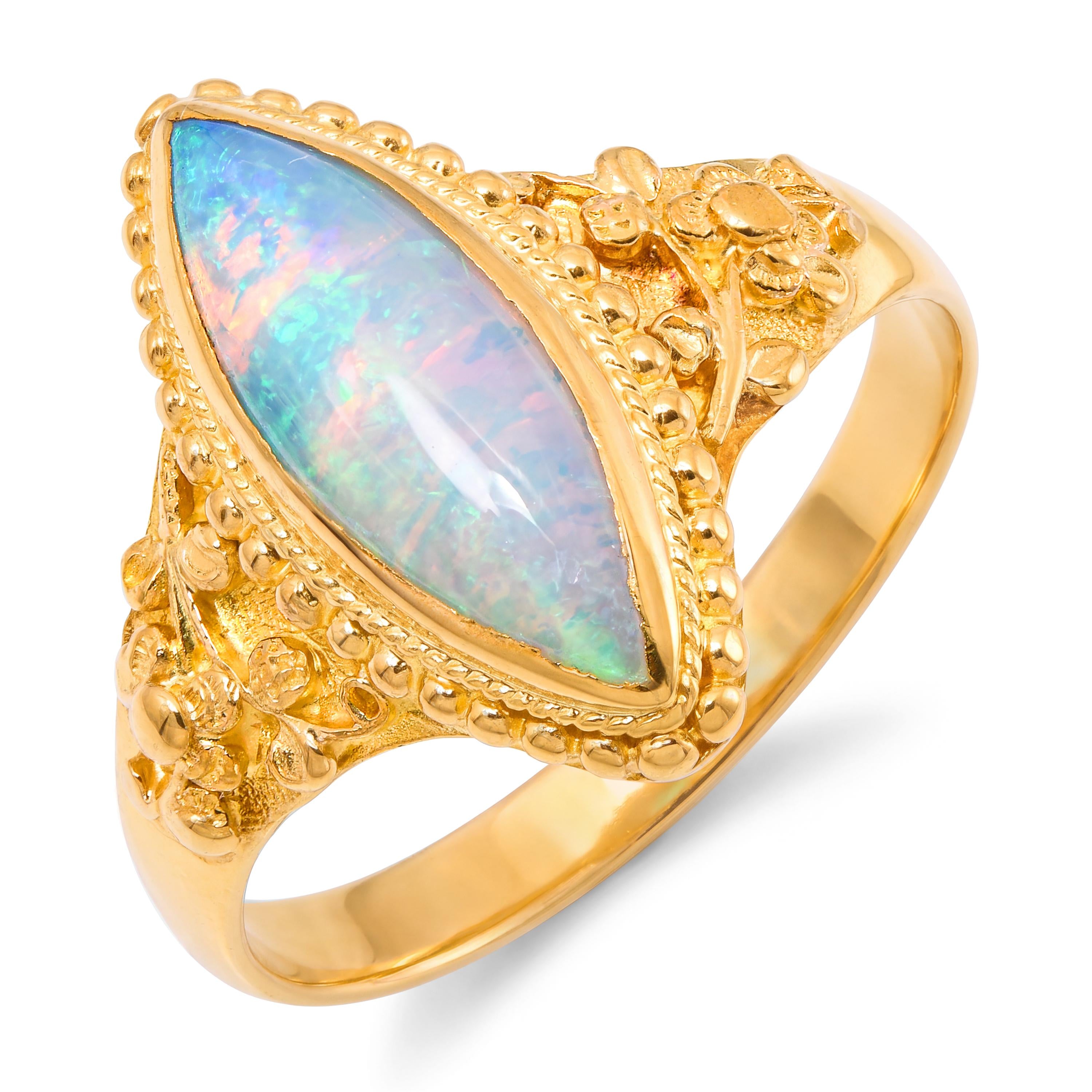 Vintage 24k Gold Opal Asian Floral Detail Ring