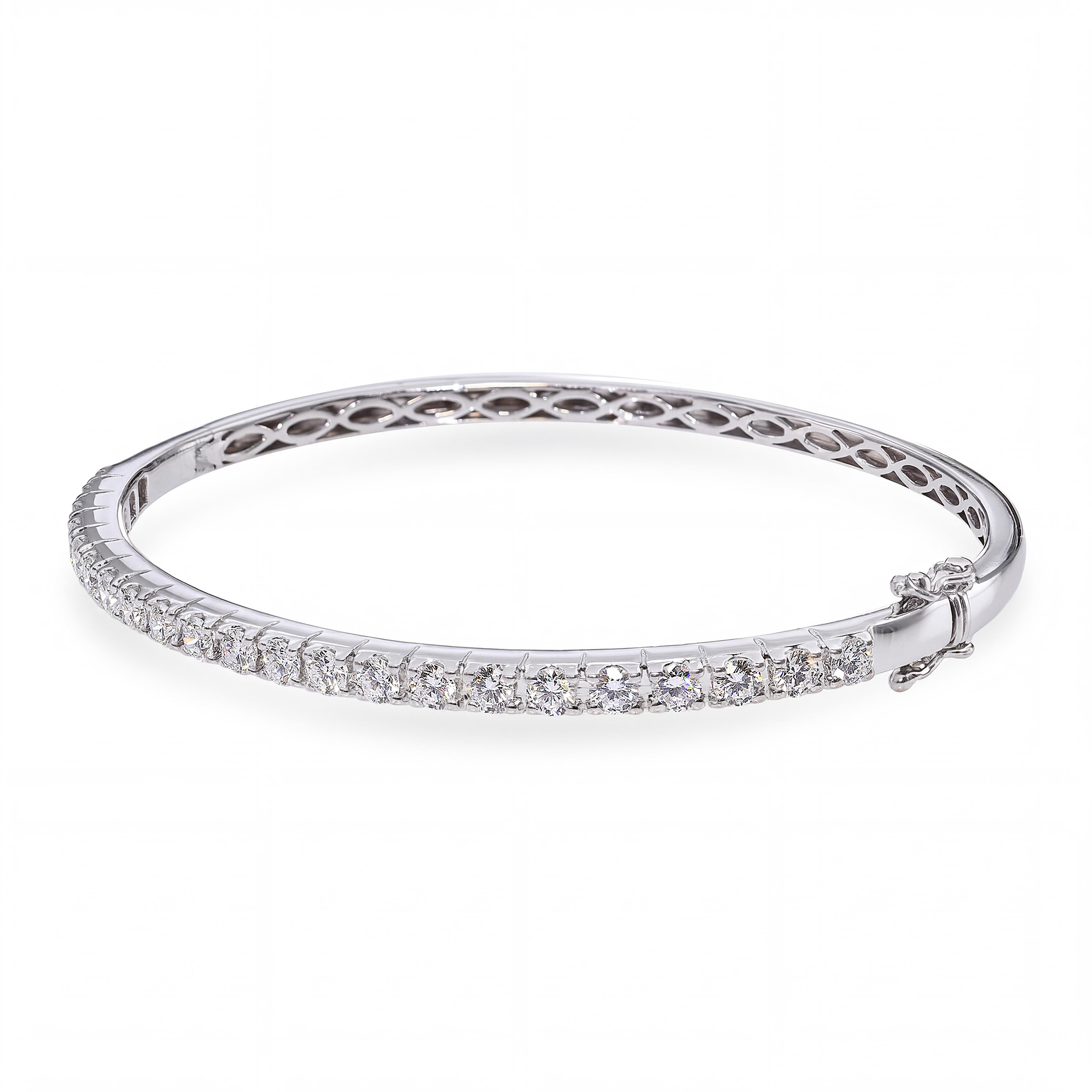 Vintage 18k White Gold 1.76tcw Diamond Hinged Bangle Bracelet