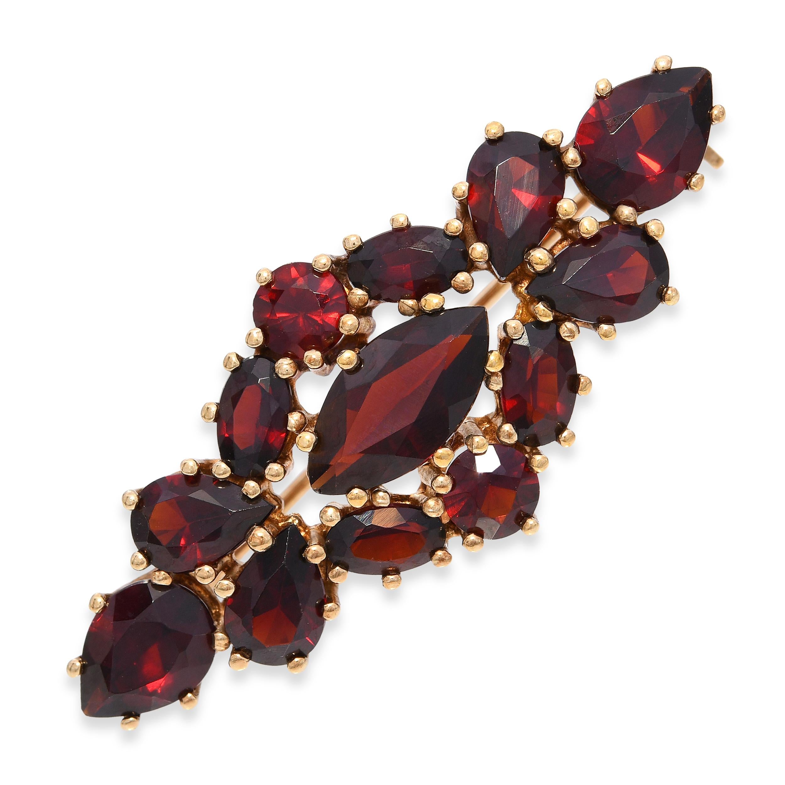 Vintage 14k Yellow Gold 5.13ctw Garnet Navette Brooch