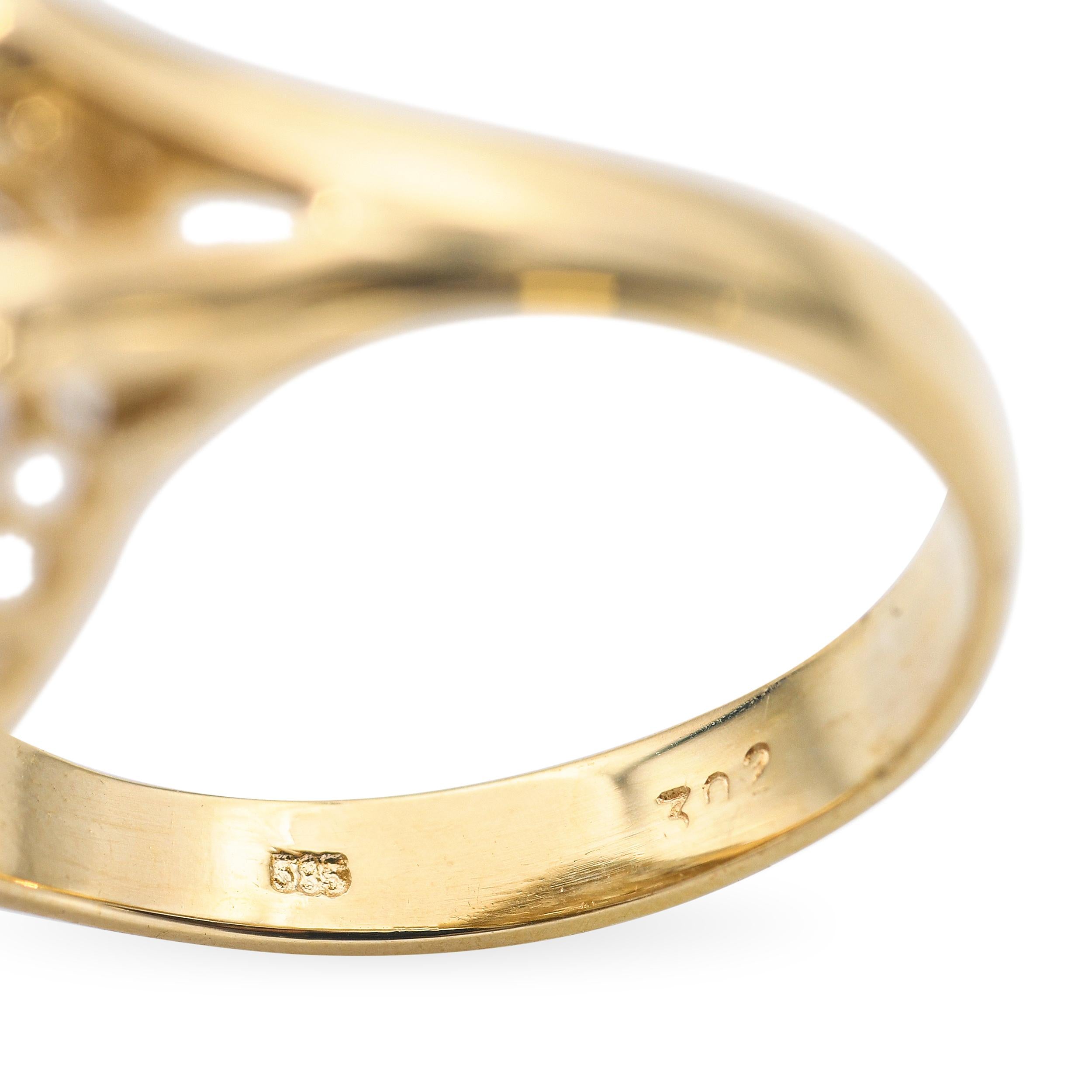 Vintage 14k Yellow Gold 0.98tcw Diamond Cluster Ring