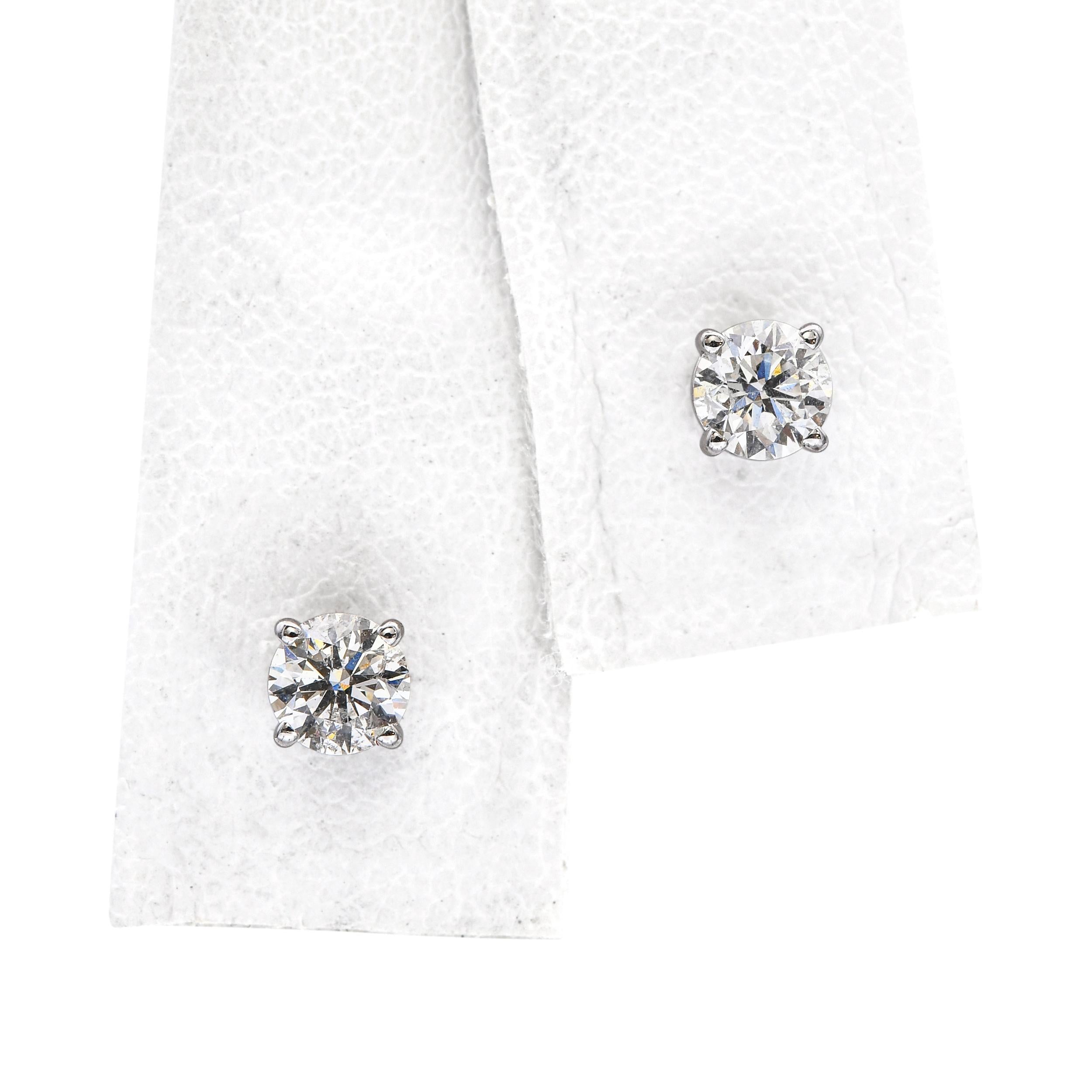 14K White Gold 0.45tcw I Si2 Diamond Stud Earrings