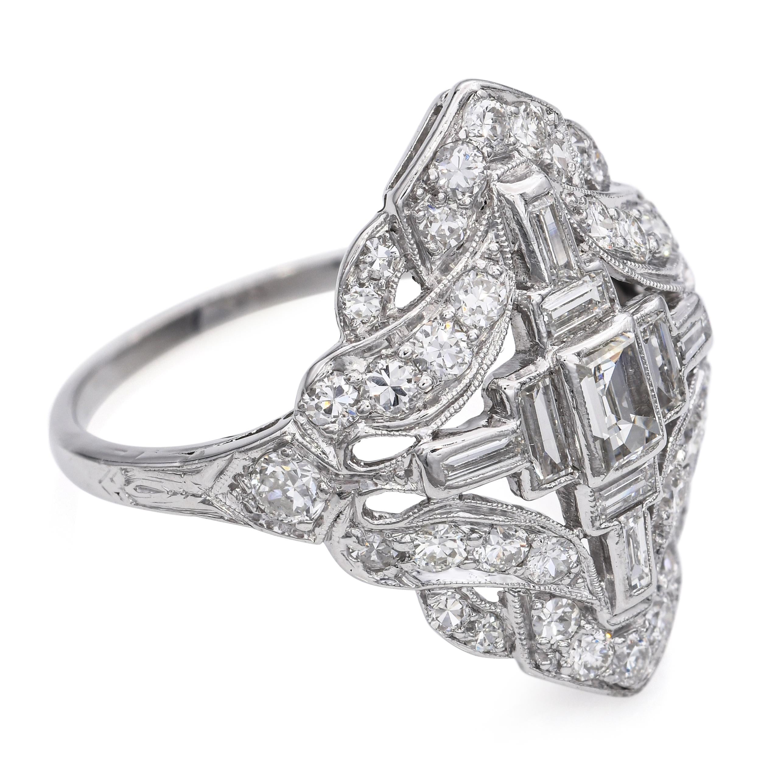 Vintage Platinum Art Deco 1.1tcw Diamond Motif Ring