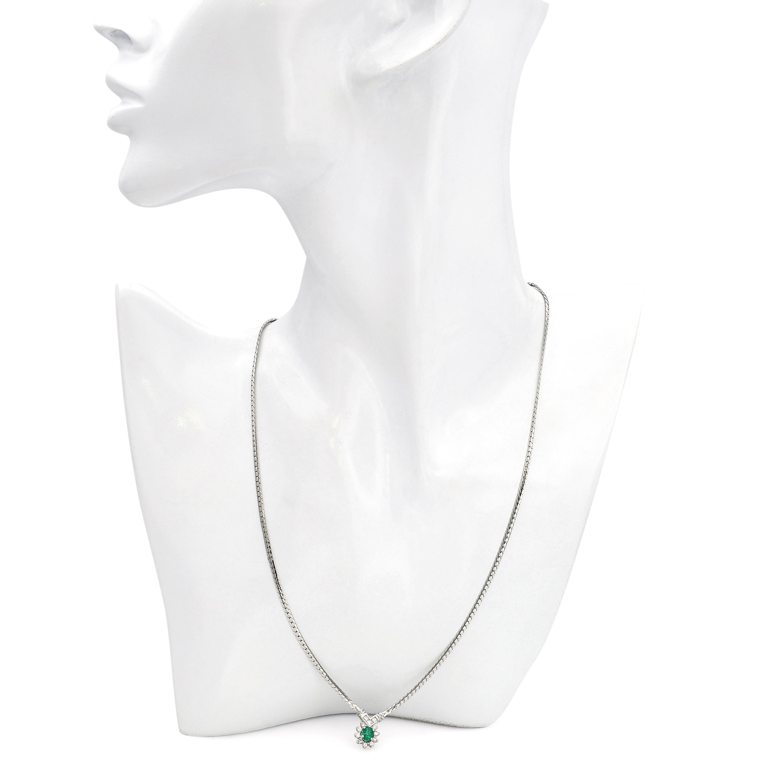 Vintage 18k White Gold Emerald Diamond Necklace