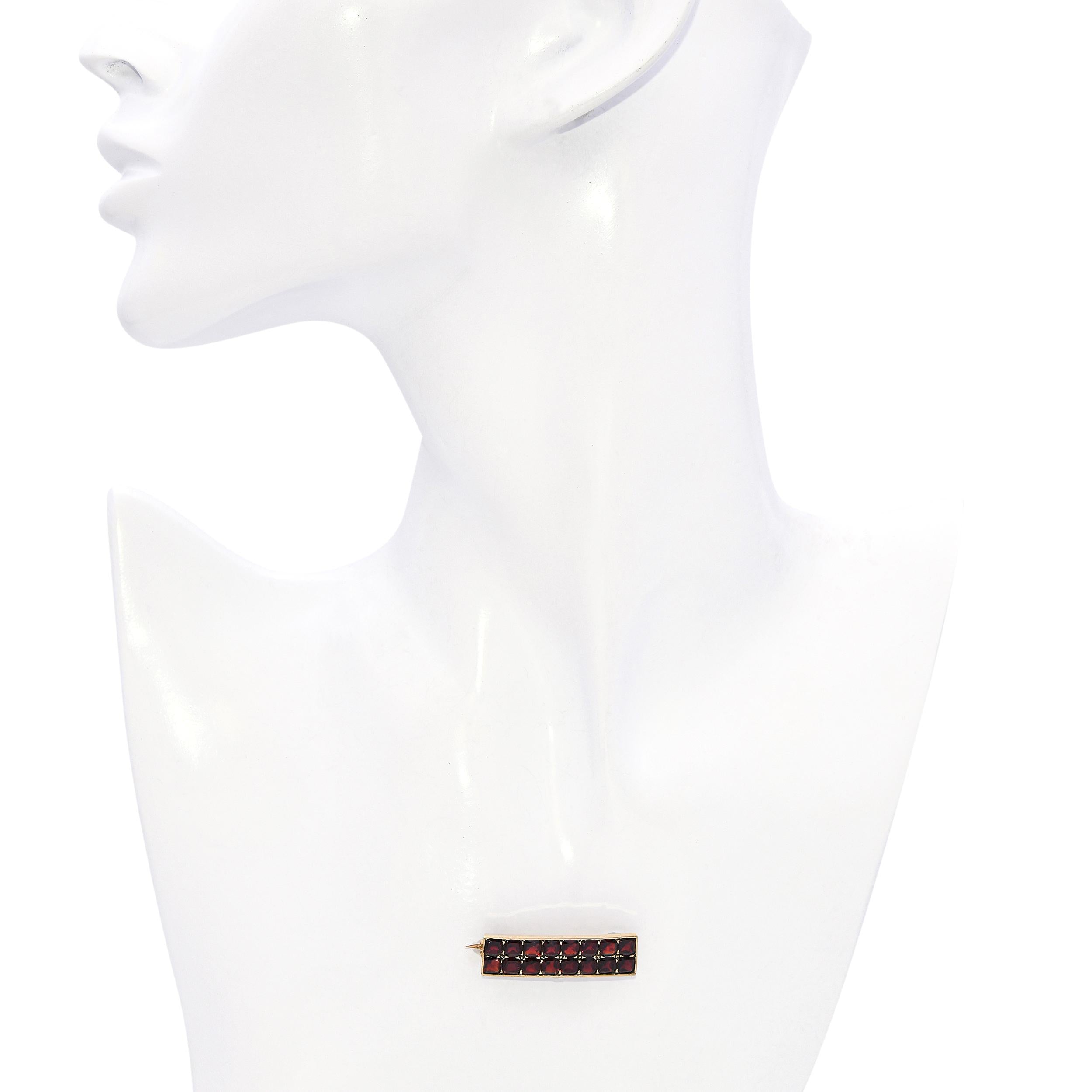 Vintage 10k Yellow Gold 3.25tcw Garnet Brooch