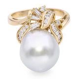 Vintage 18k Yellow Gold South Sea Pearl and Diamond Ring