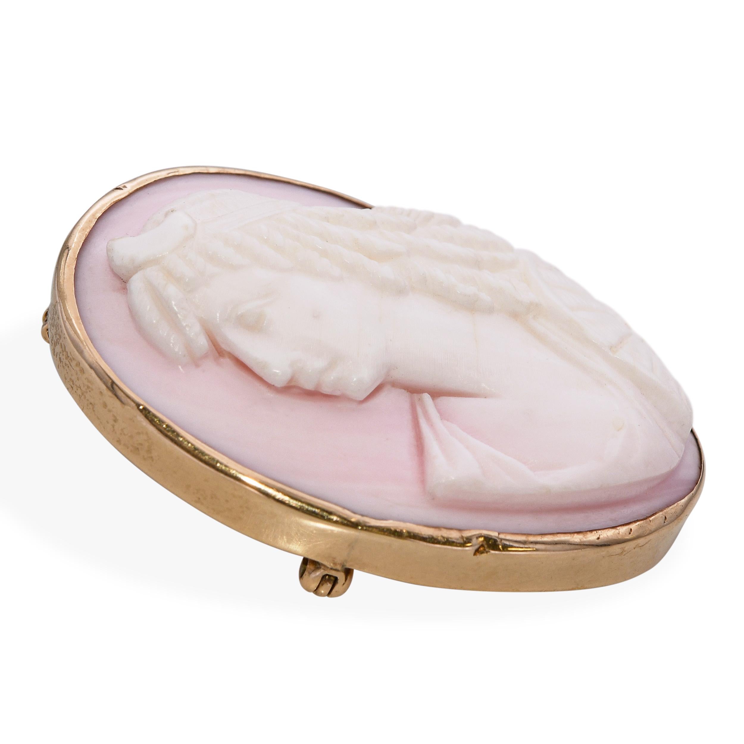 Vintage 10k Yellow Gold Lady of the Moon Pink Conch Shell Cameo Brooch Pendant