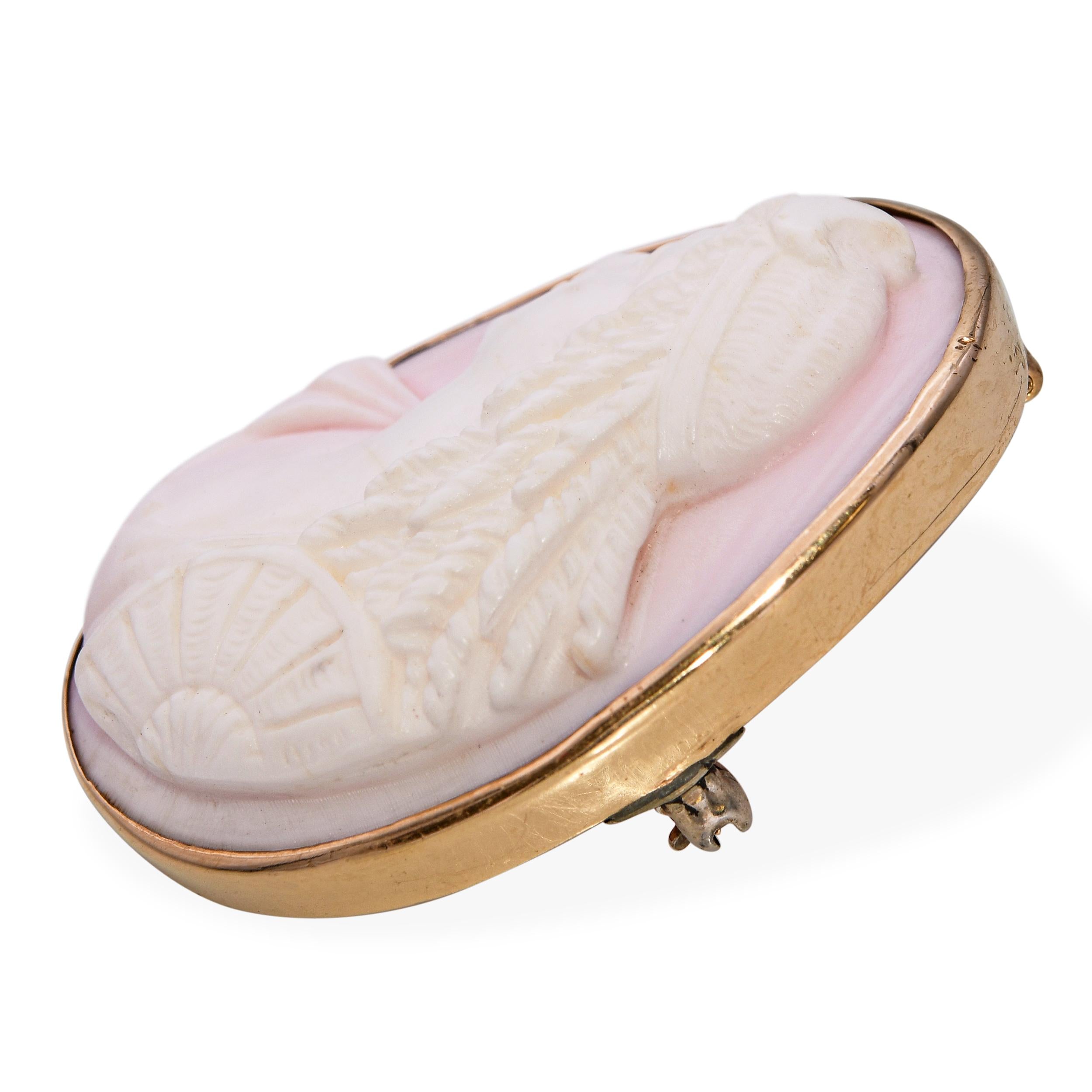 Vintage 10k Yellow Gold Lady of the Moon Pink Conch Shell Cameo Brooch Pendant