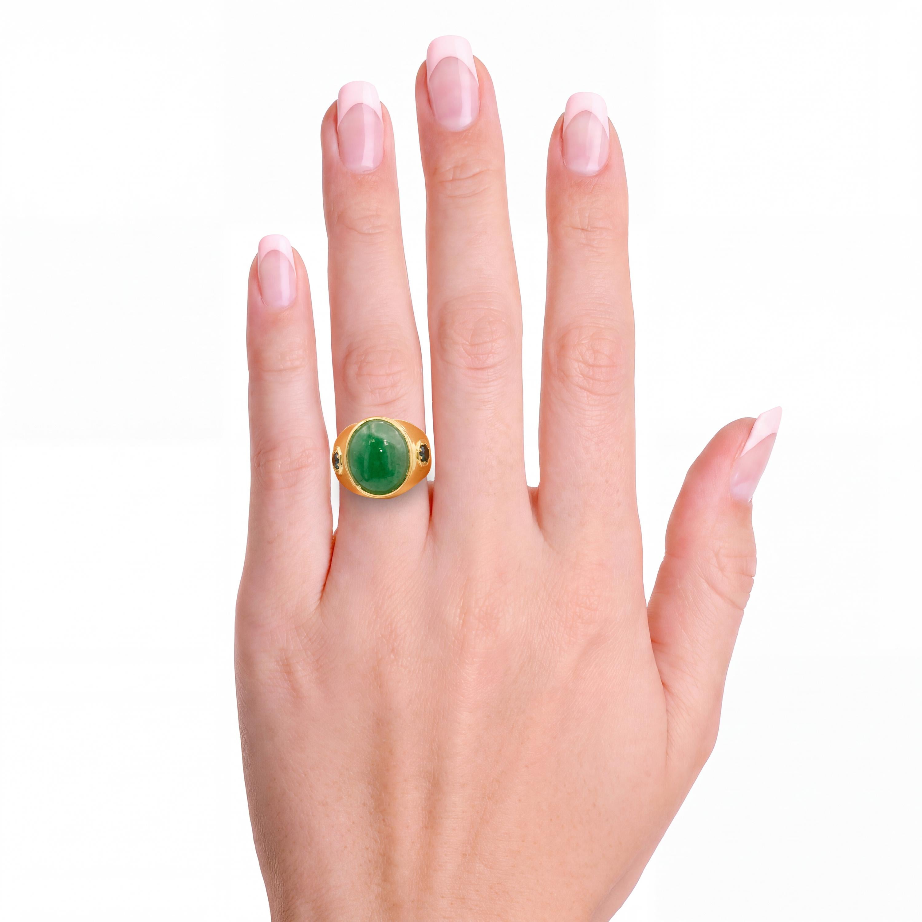 Vintage 20k Yellow Gold Jadeite and Sapphire Cocktail Ring