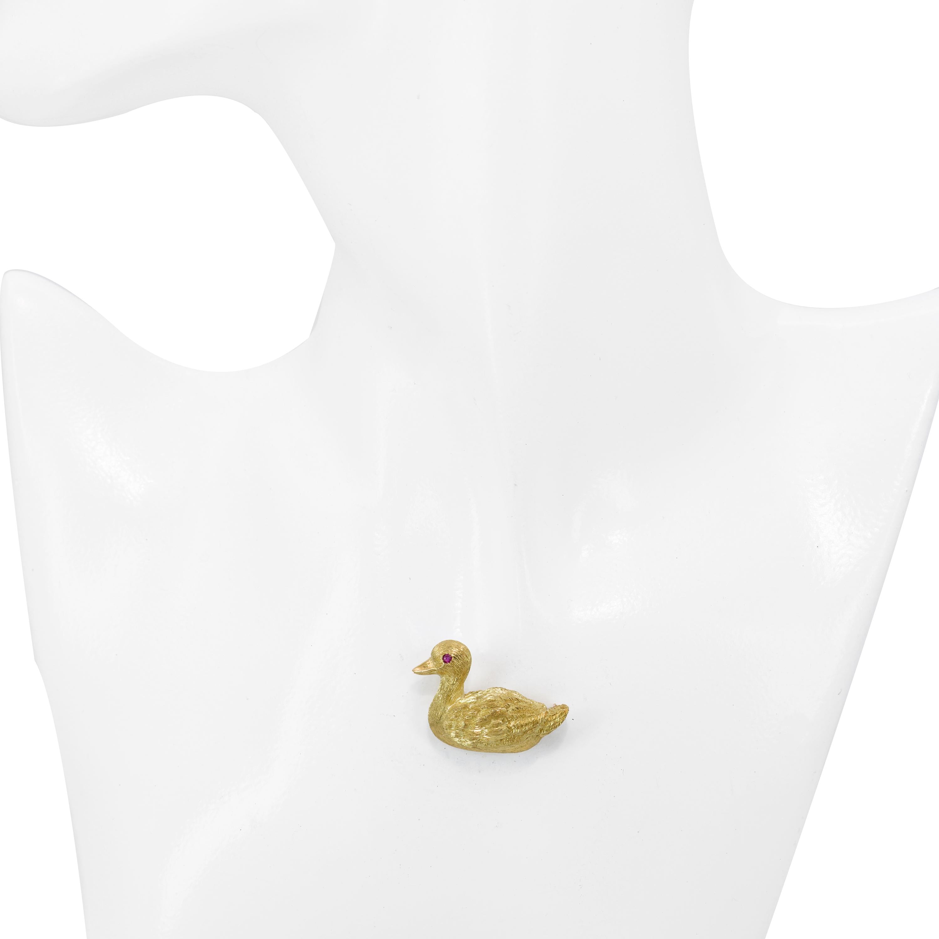 Vintage Tiffany & Co 18k Yellow Gold Ruby Duck Brooch