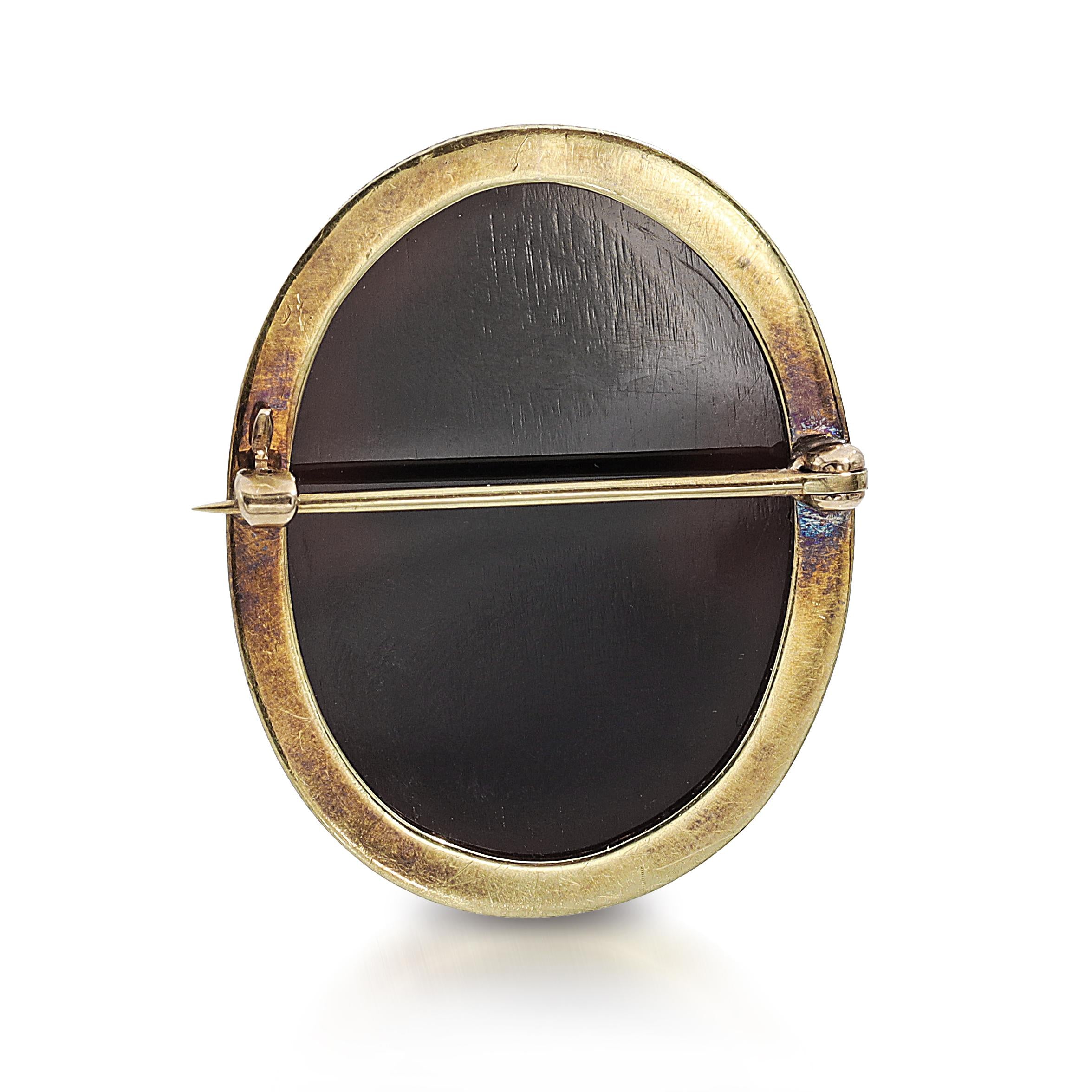 Antique 14k Yellow Gold Sardonyx Female Classical Cameo Brooch