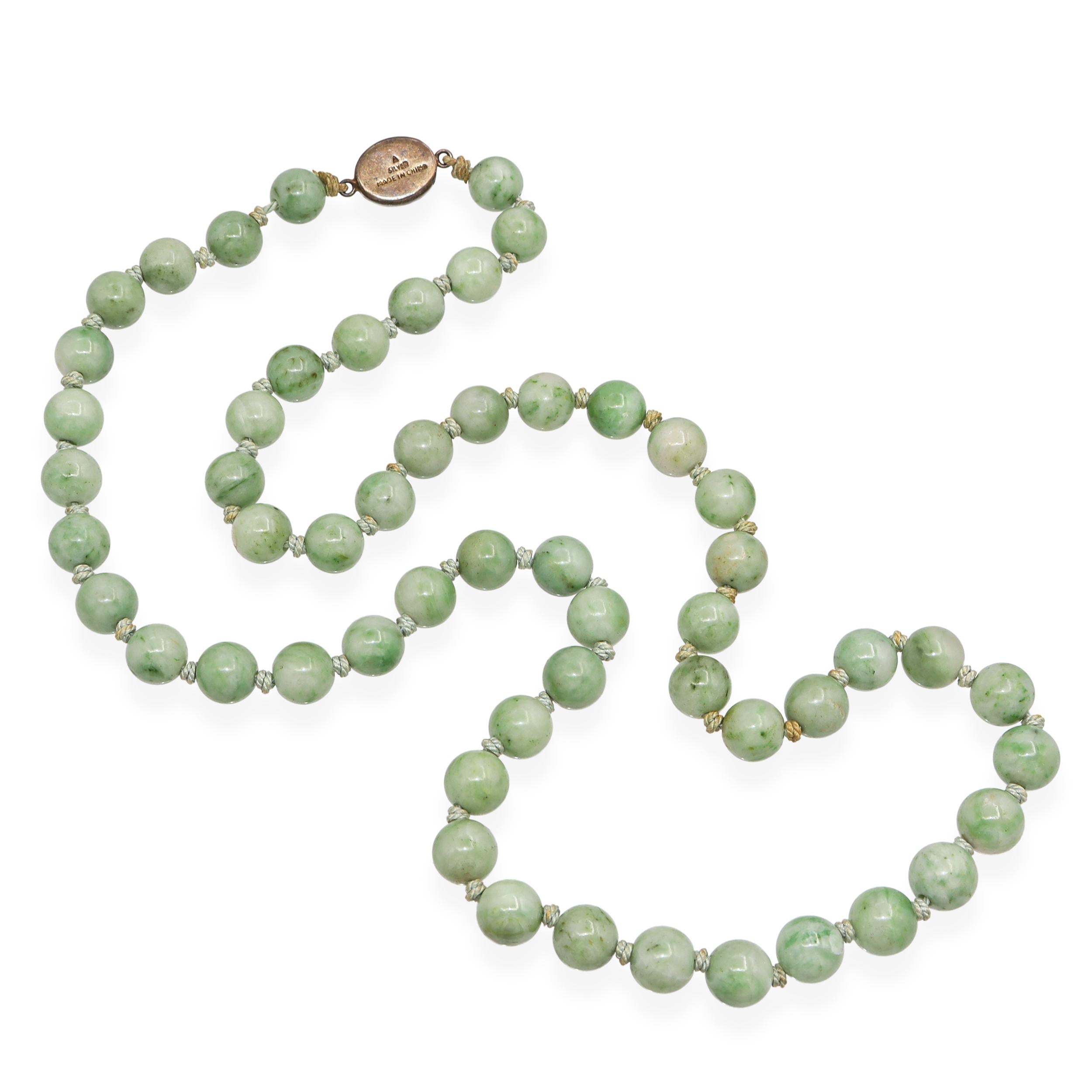 Vintage Jadeite Bead With Silver Floral Clasp Necklace