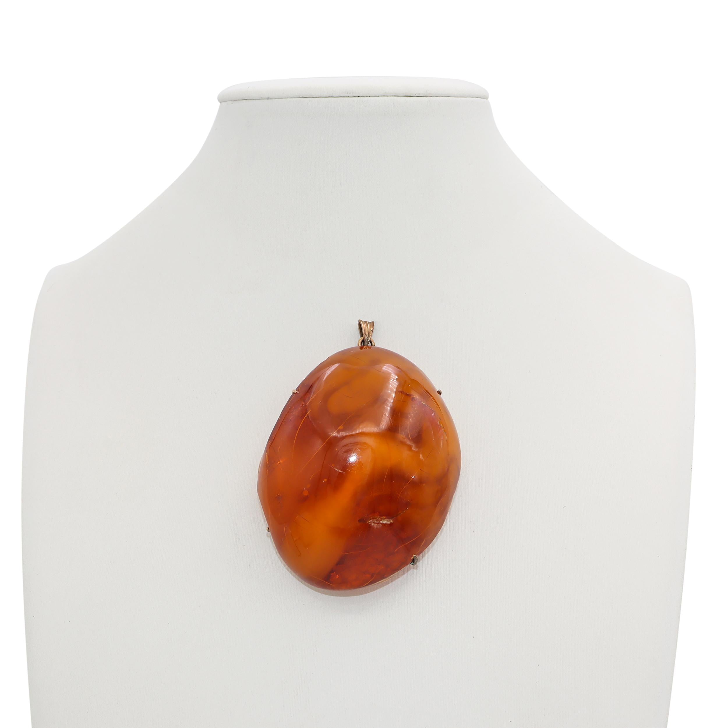 Vintage 10k Yellow Gold Amber Pendant