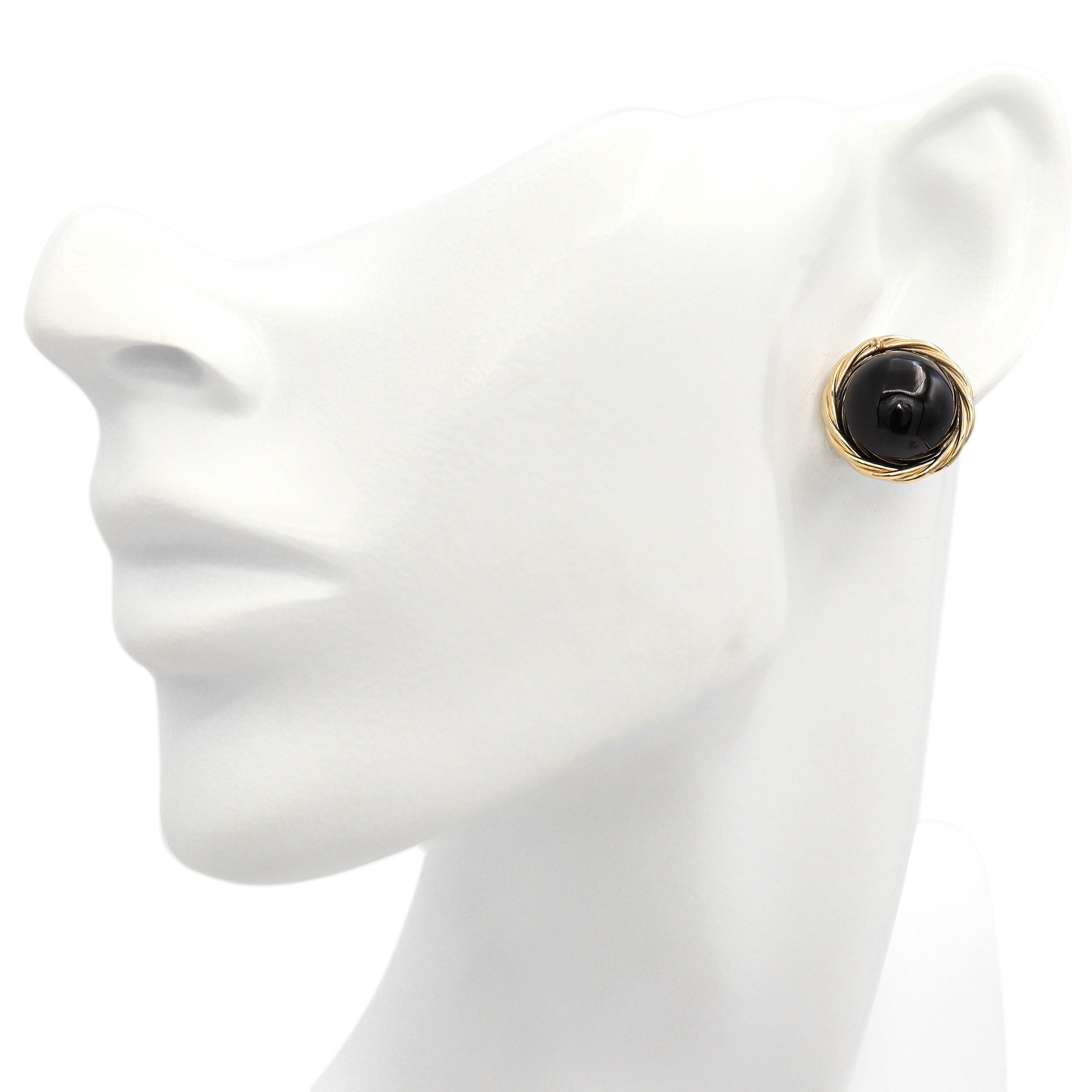 Vintage 14k Yellow Gold Onyx Cabochon Stud Earrings