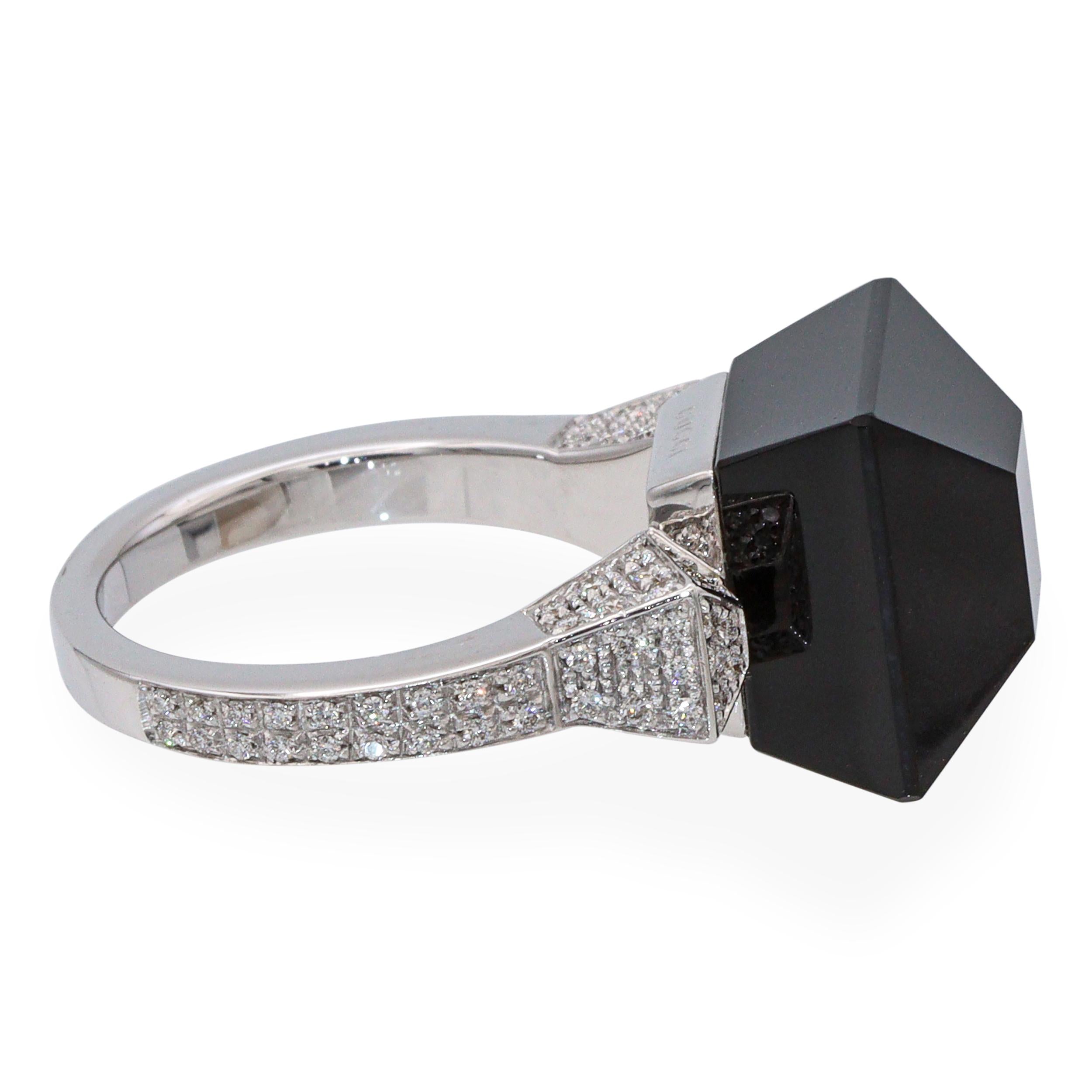 Gucci "Chiodo" 18k White Gold Black Onyx and Diamond Ring