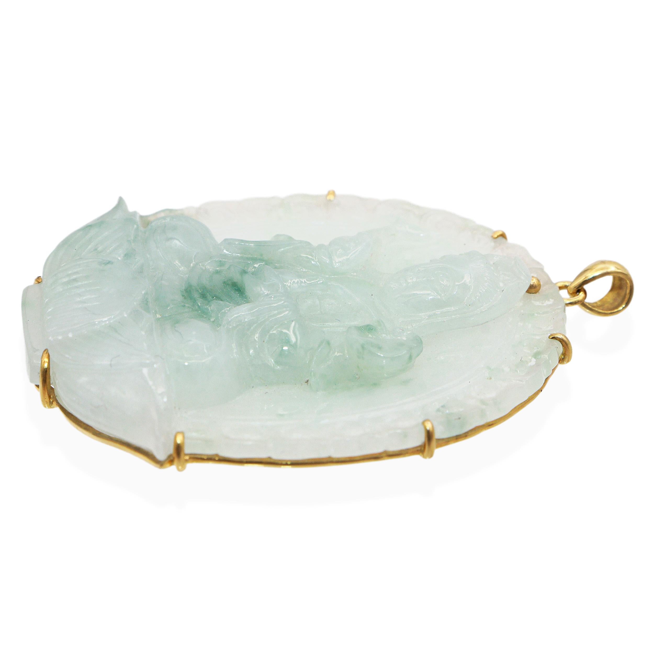 Vintage 18K Yellow Gold Carved Jade Guanyin Pendant