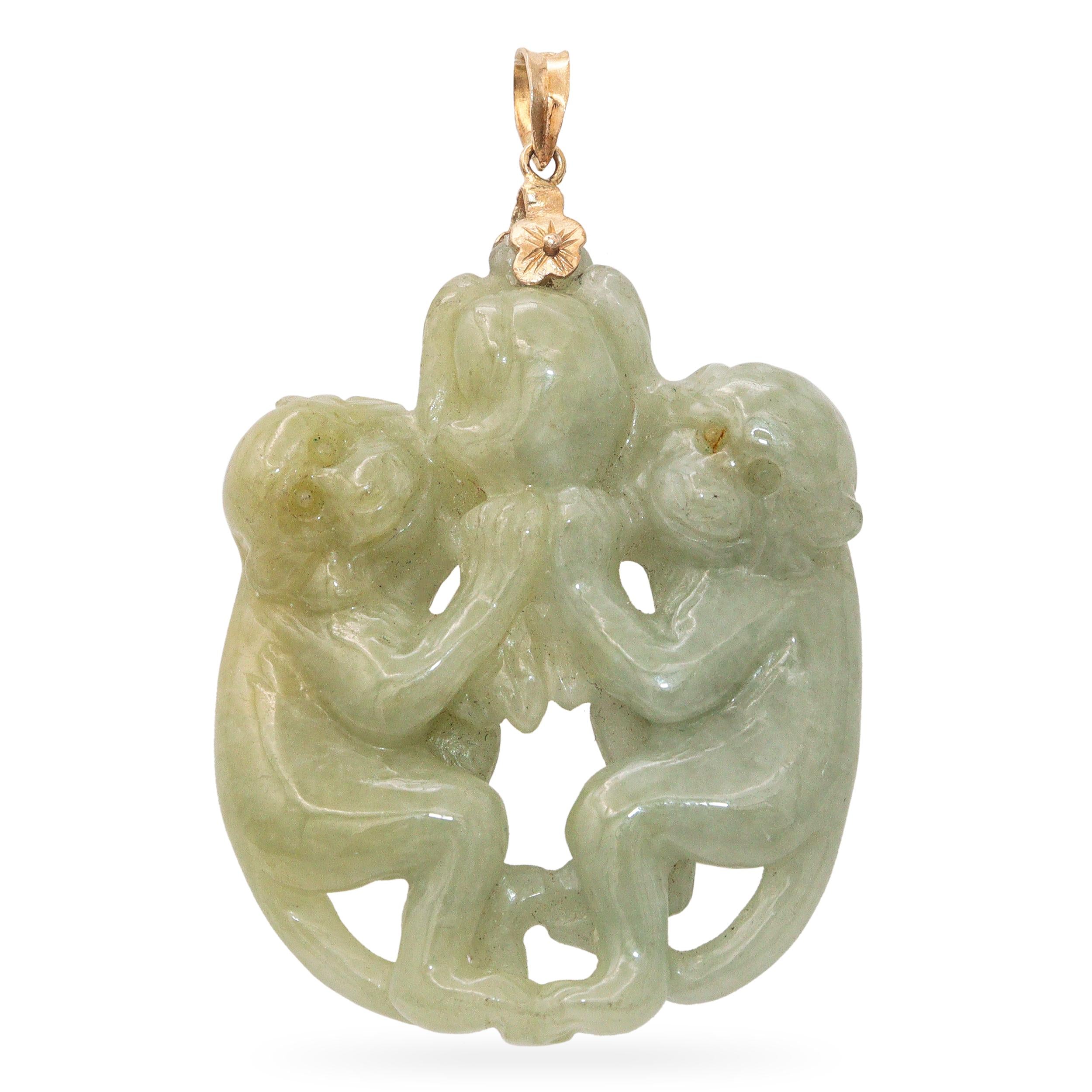 Vintage 18k Yellow Gold Hand Carved Jade Two Monkeys Pendant