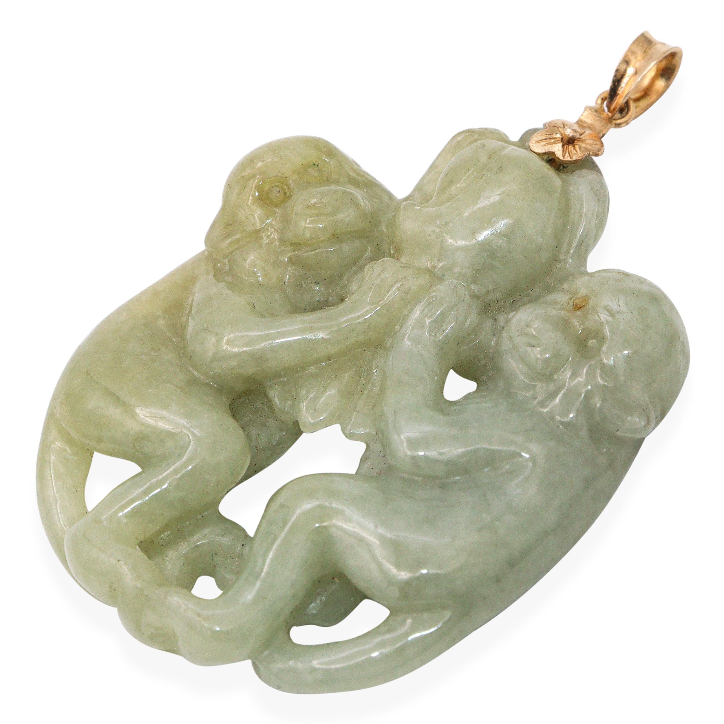 Vintage 18k Yellow Gold Hand Carved Jade Two Monkeys Pendant