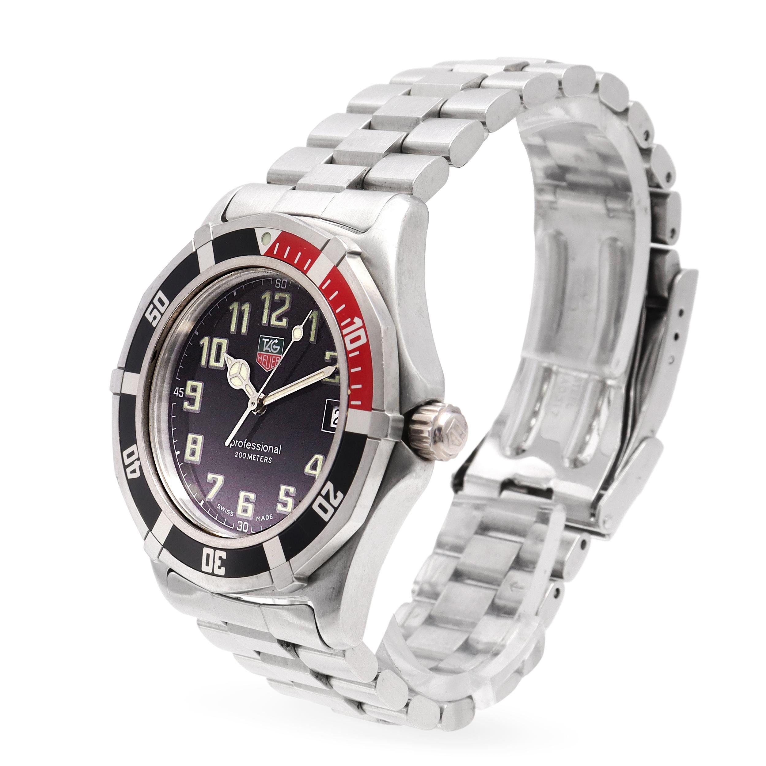 TAG Heuer Professional Stainless Steel Date Quartz Men's Watch Ref. WM1112