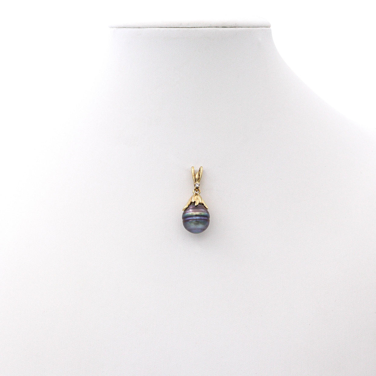 Necklaces & Pendants | Estate, Antique, & Vintage Necklaces & Pendants ...