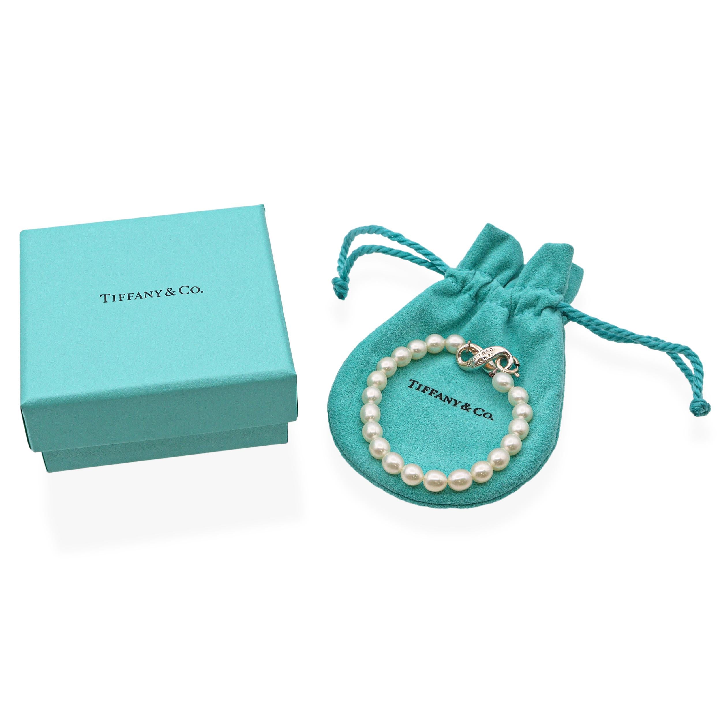 1999 Tiffany & Co. Sterling Silver Pearl Infinity Bracelet