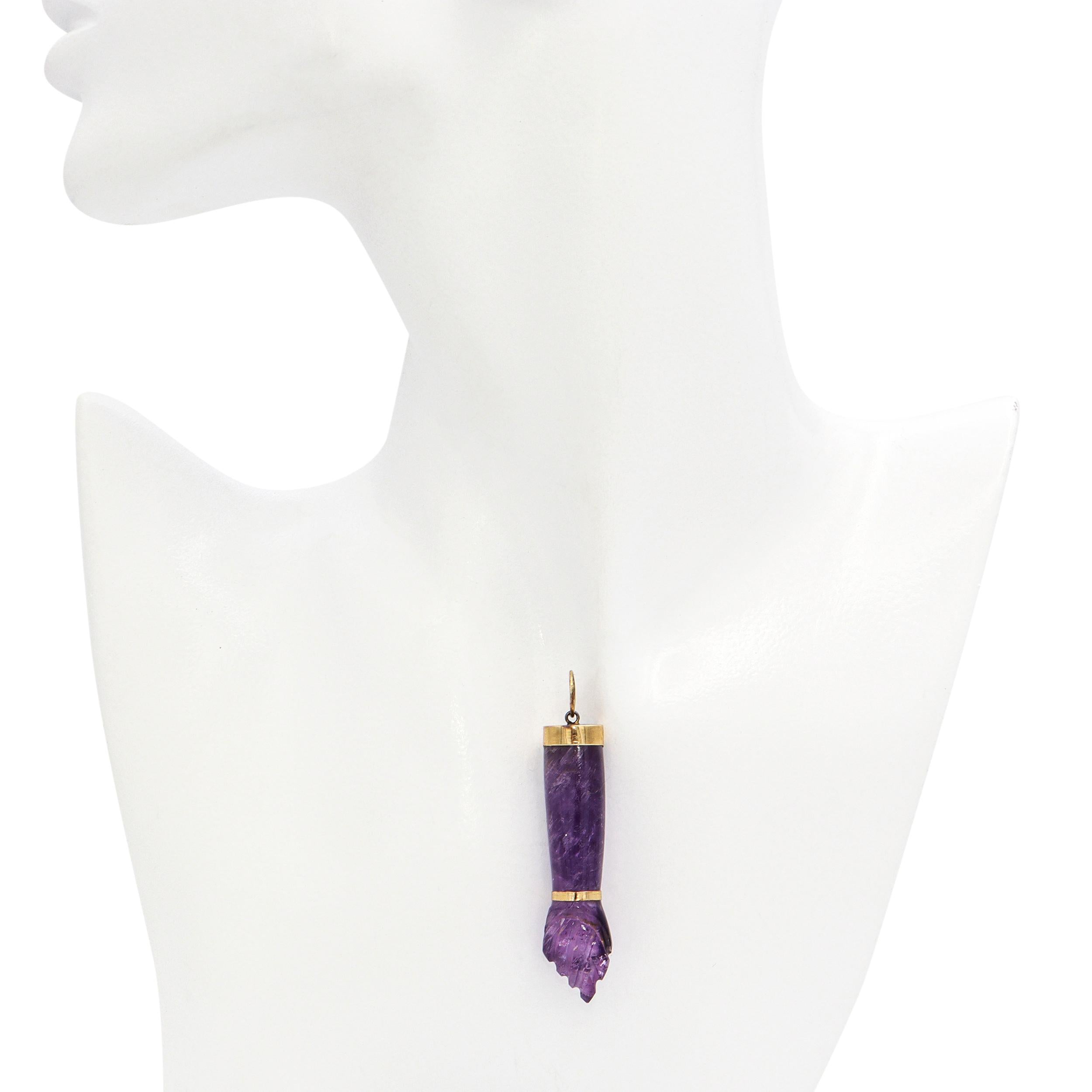 Vintage 17K Yellow Gold Carved Amethyst Figa Hand Amulet Pendant