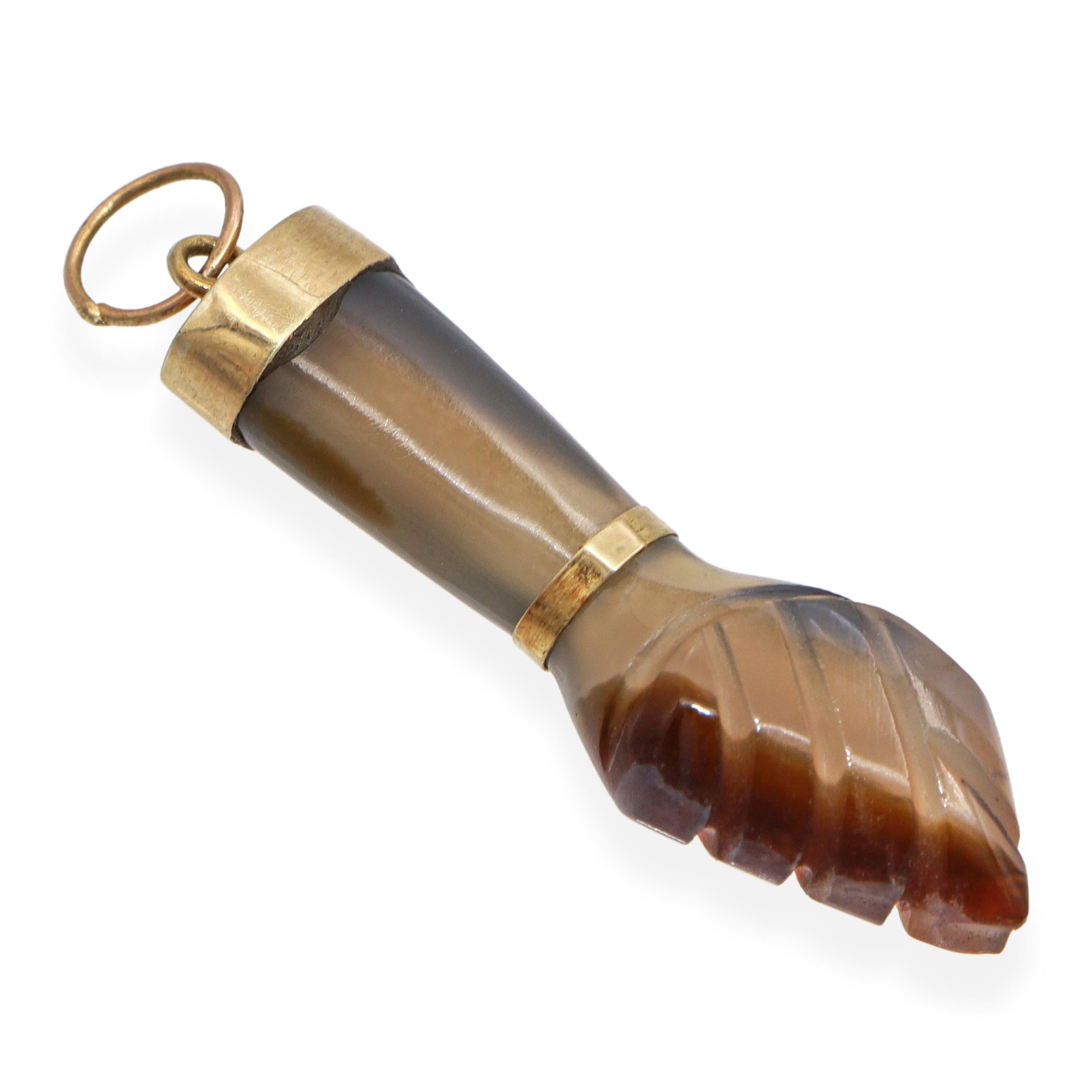 Vintage 15k Yellow Gold Agate Figa Hand Amulet Pendant