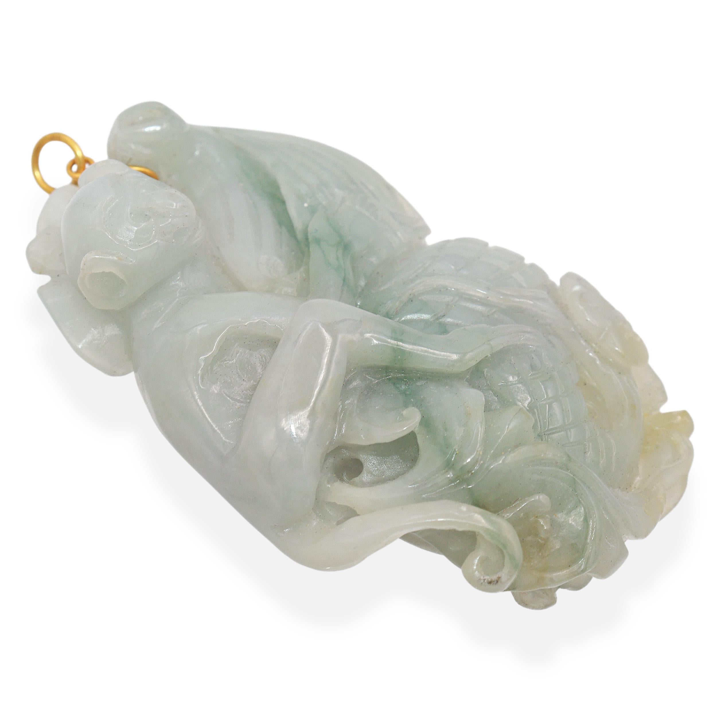 Vintage 18K Yellow Gold Carved Pale Green Jade Monkey Pendant