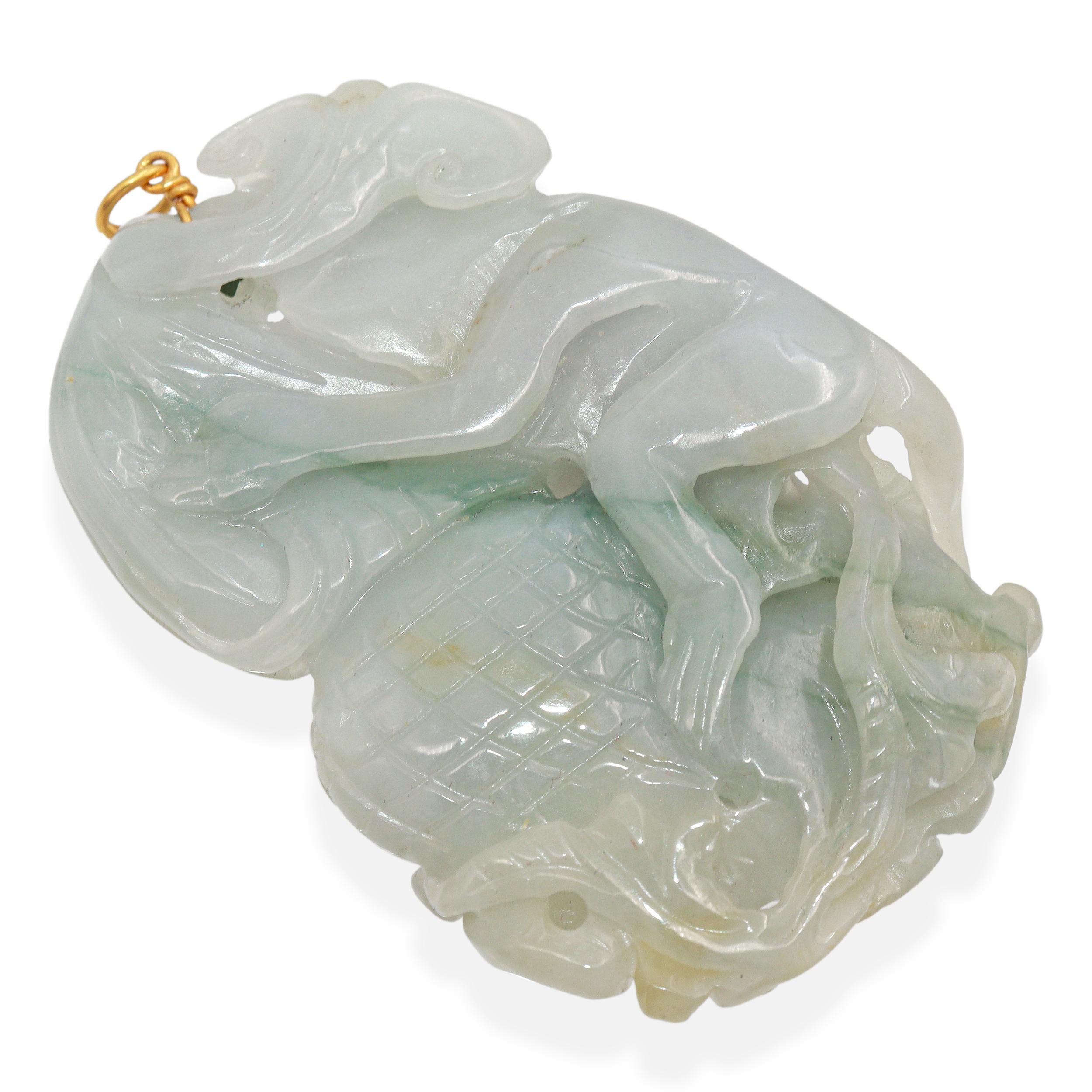 Vintage 18K Yellow Gold Carved Pale Green Jade Monkey Pendant