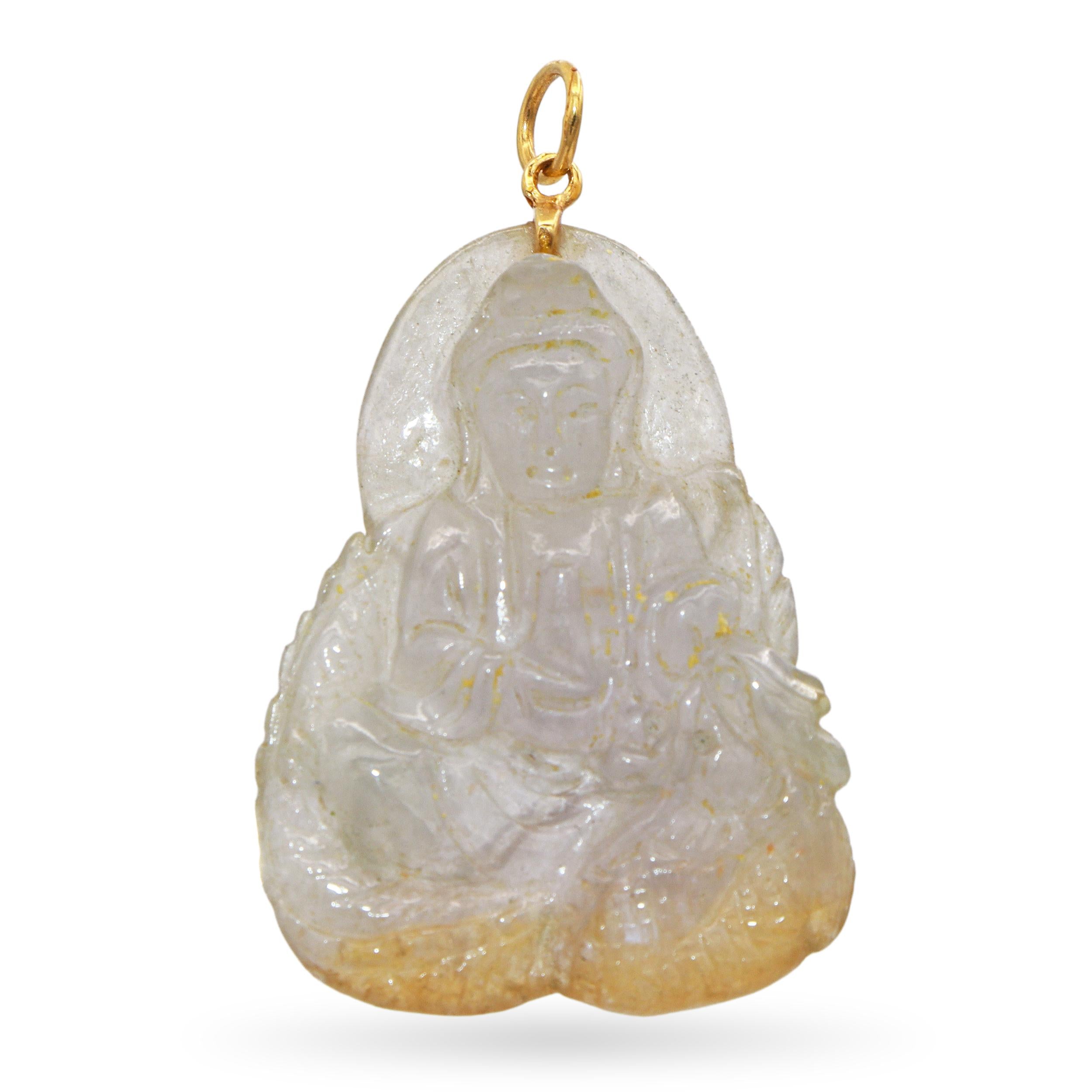 Vintage 18K Yellow Gold Carved Mottled Jade Guanyin Pendant