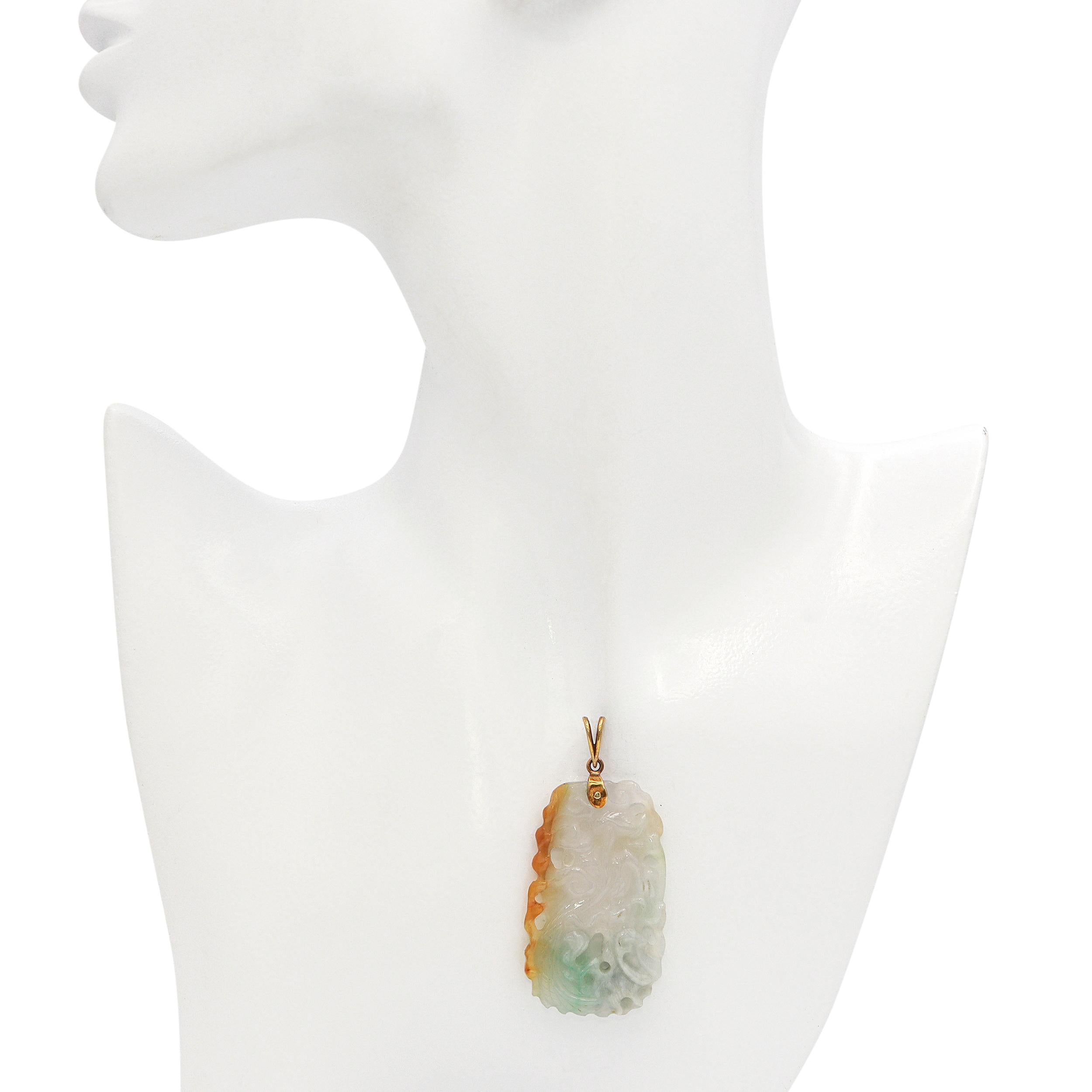 Vintage 14K Yellow Gold Carved Mottled Jade Phoenix Pendant