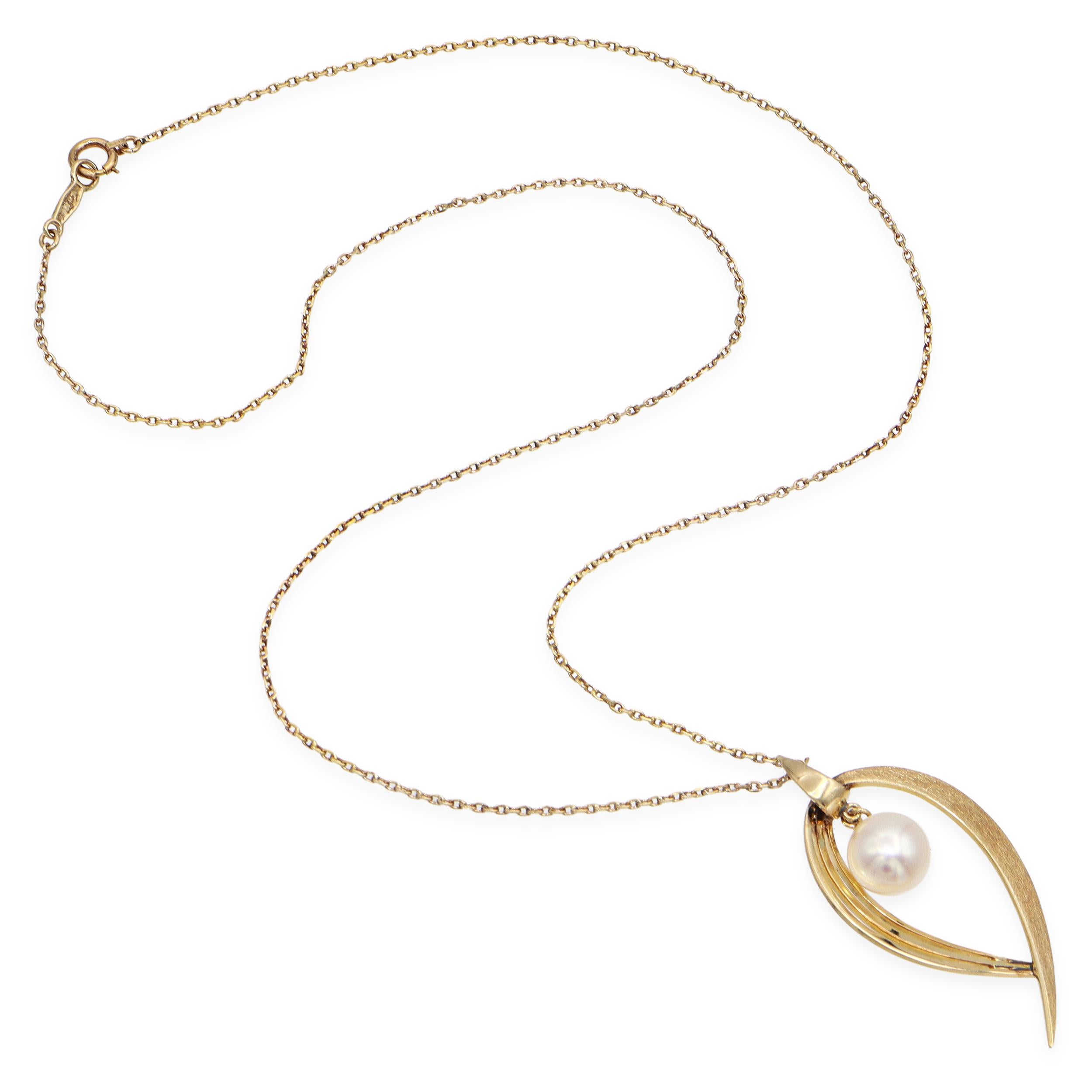 Vintage Mikimoto 14K Yellow Gold Pearl Pendant Necklace